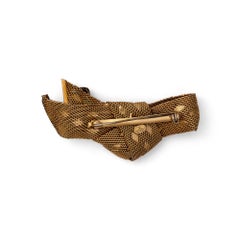 1964 Christian Dior Gold Mesh Knotted Brooch with Crystals