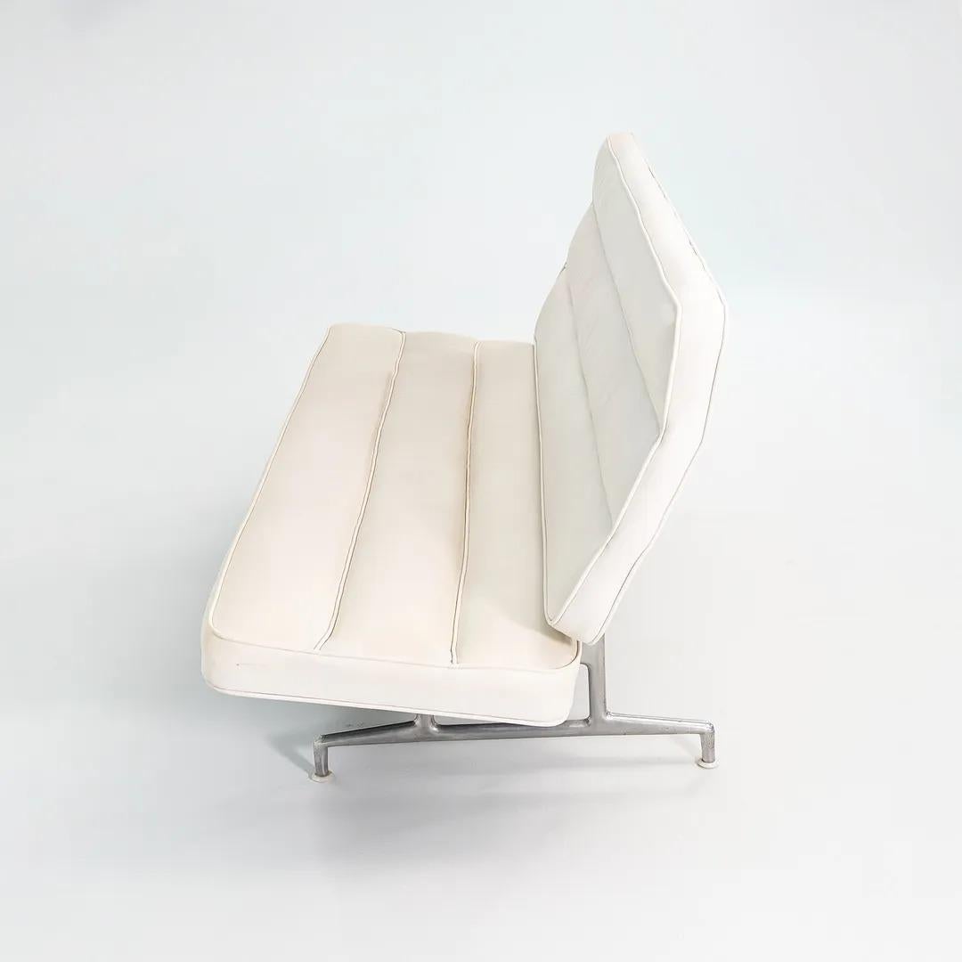 1964 Eames for Herman Miller 3473 Three-Seater Sofa in White Naugahyde #2 For Sale 2