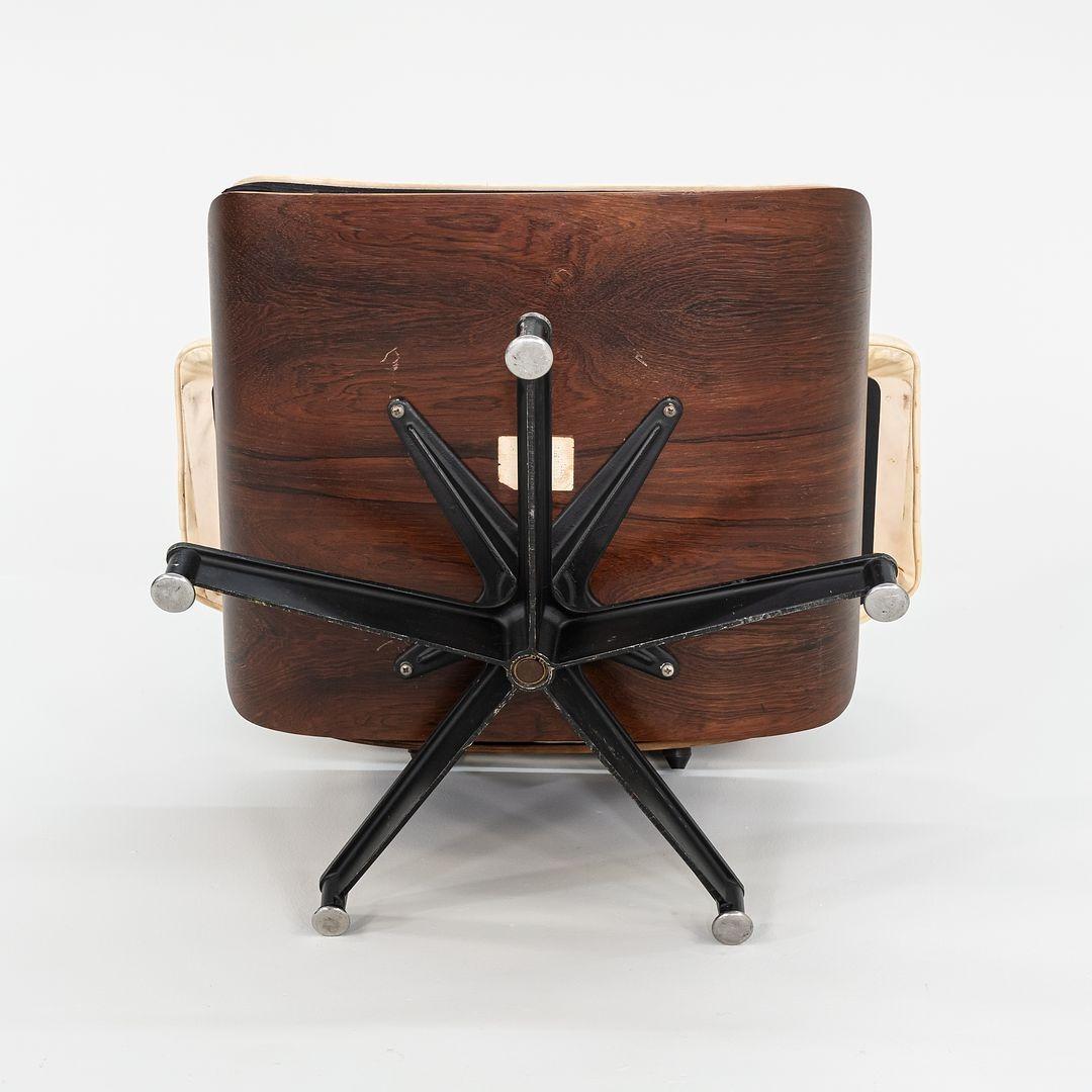 1964 Herman Miller Eames Lounge Chair and Ottoman in Rosewood and White Leather For Sale 5
