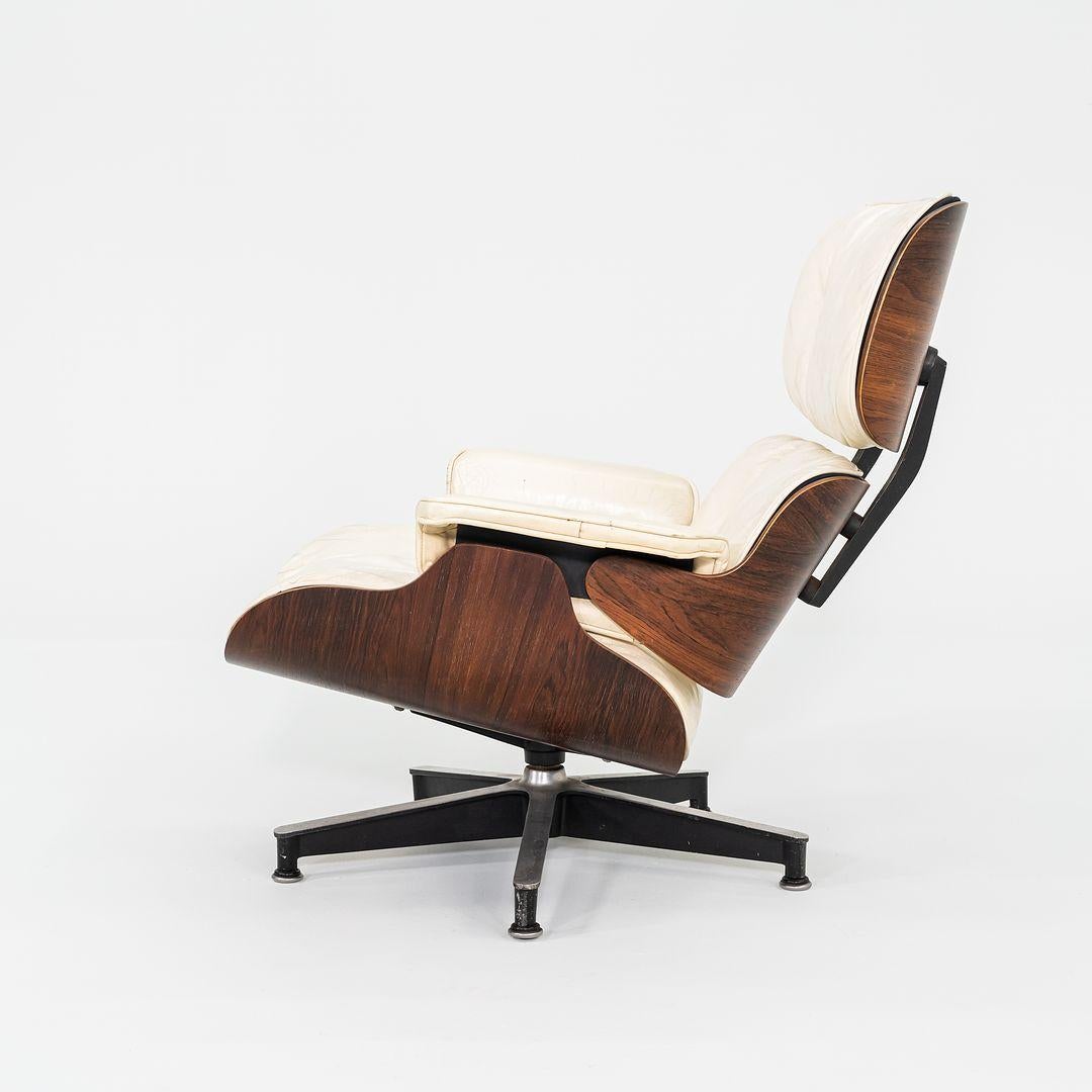 1964 Herman Miller Eames Lounge Chair and Ottoman in Rosewood and White Leather In Good Condition For Sale In Philadelphia, PA