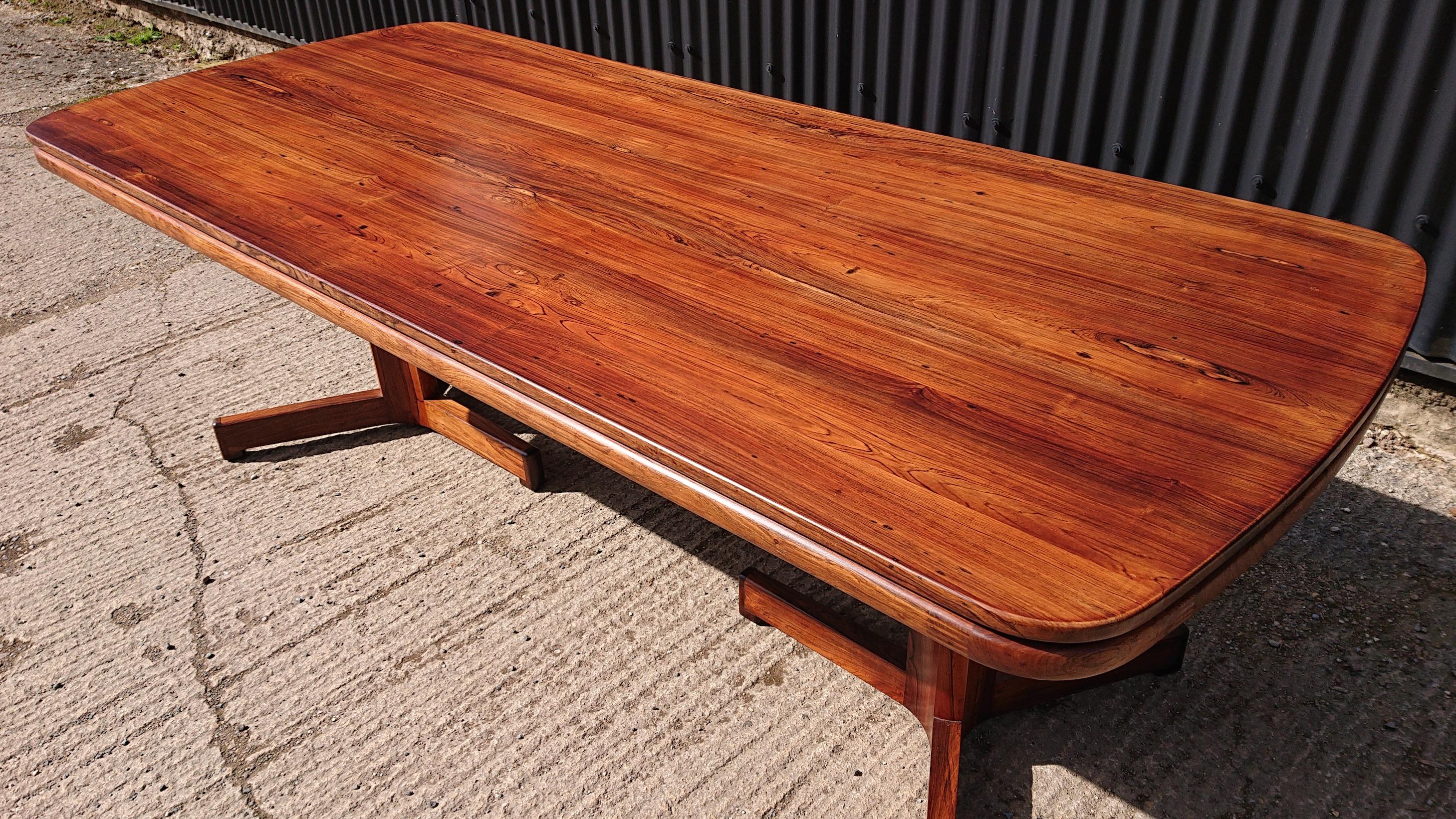 1964 Mid Century Dining Table Made Designed by Michael Knott In Good Condition In Gloucestershire, GB