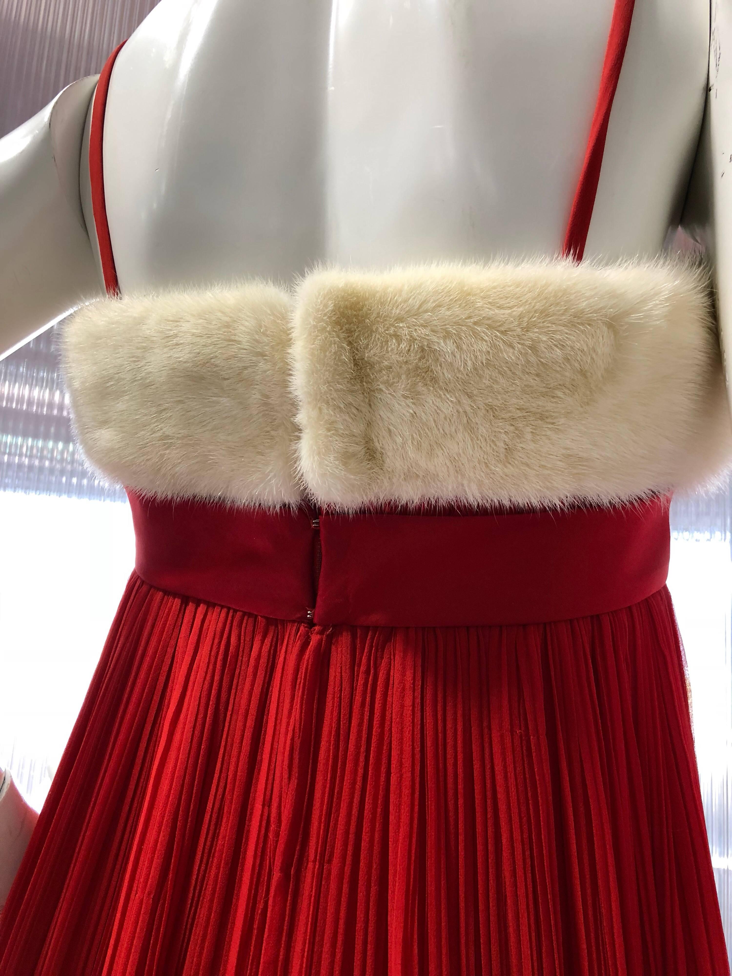 Women's 1964 Sarmi Red Silk Chiffon Pleated Empire Evening Gown W/ Mink Fur Bodice
