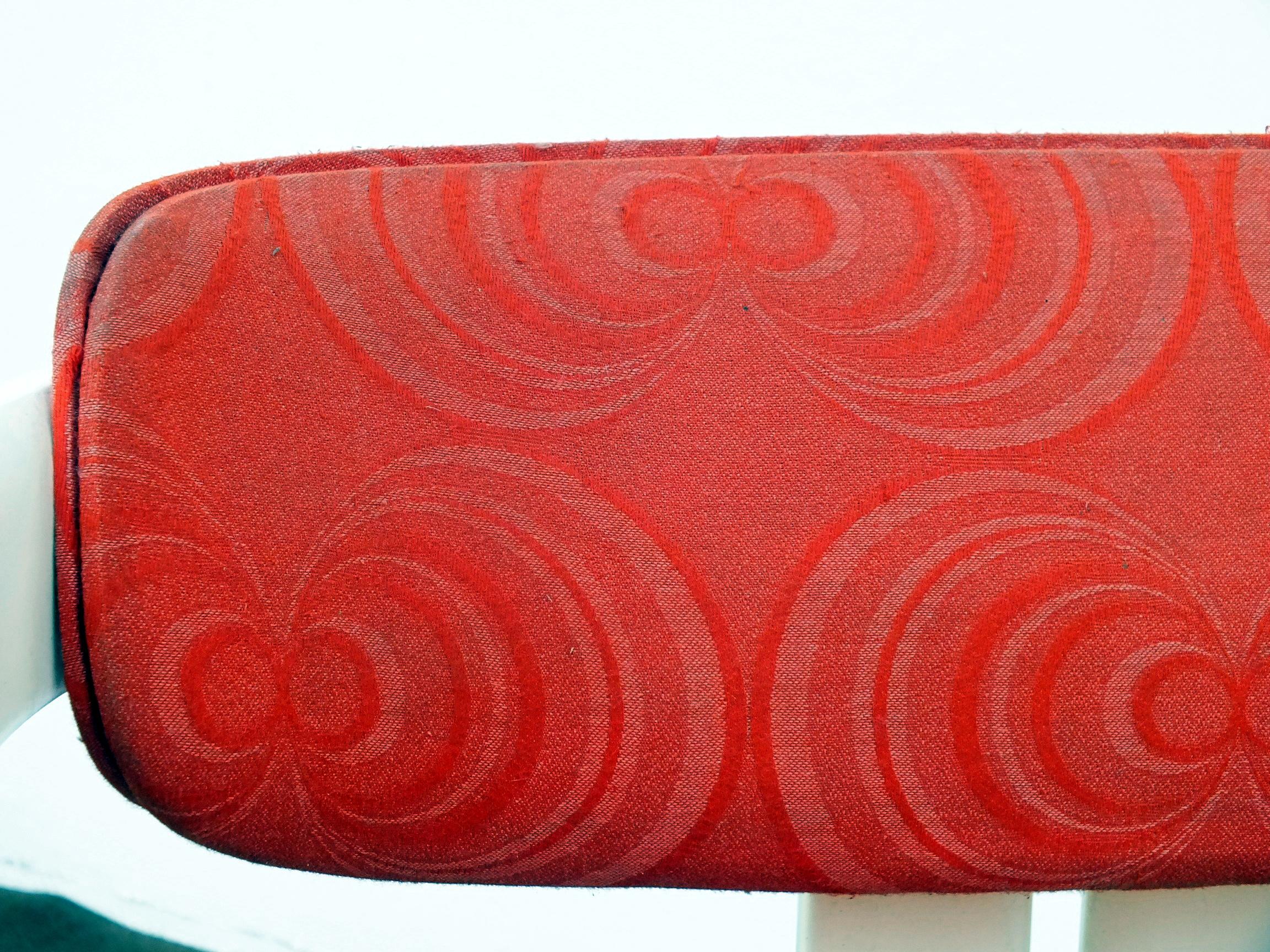 1965 Augusto Savini Design 1 Pamplona Stuhl, Pozzi Italien (Textil) im Angebot