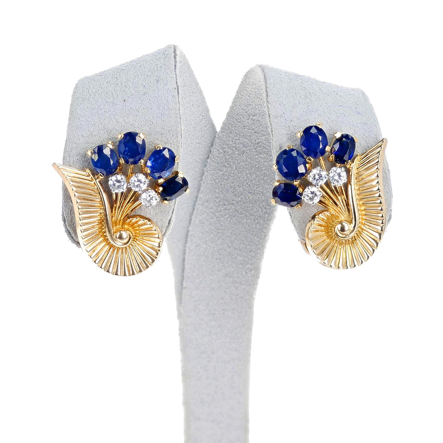 Brilliant Cut 1965 Cartier Paris Natural Sapphire and Diamond 18K Yellow Gold Earrings For Sale