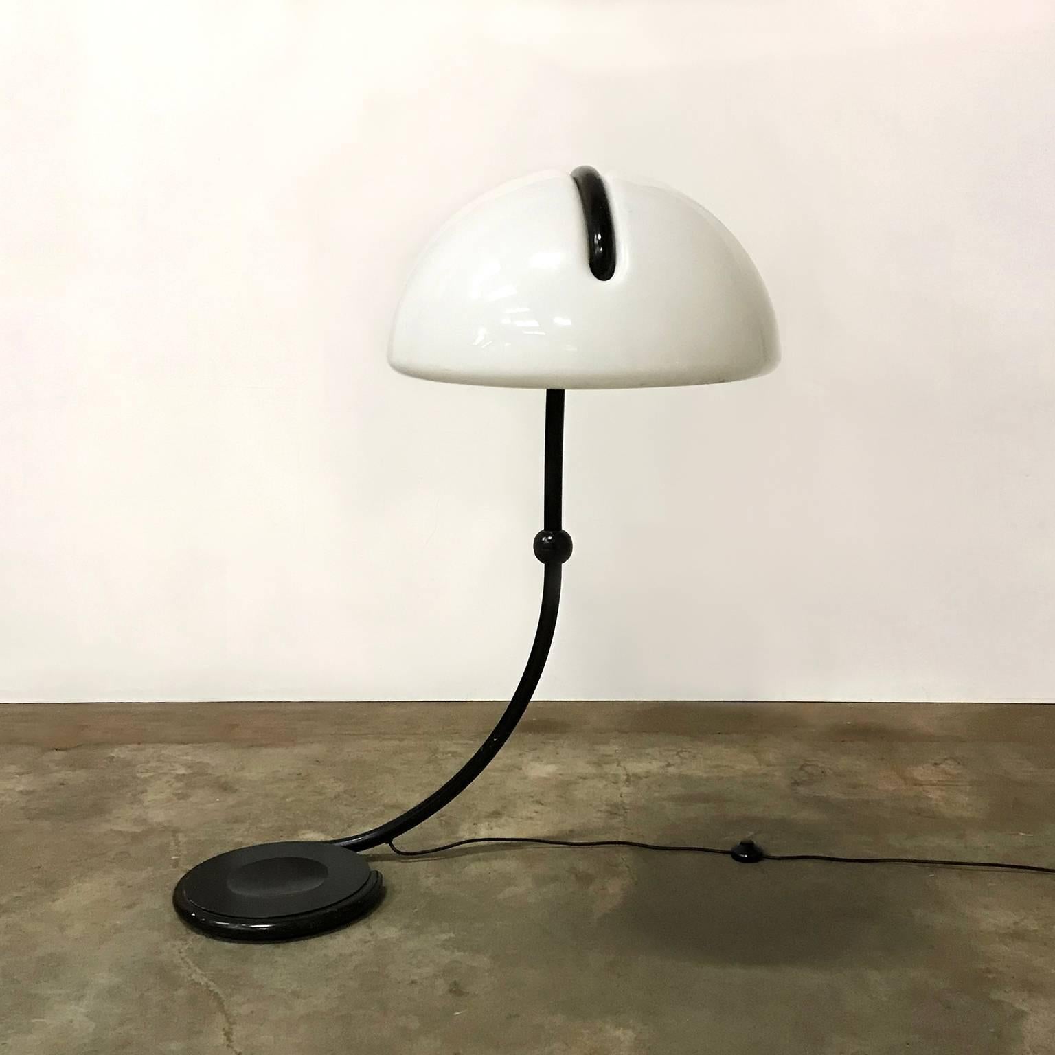 Metal 1965, Elio Martinelli for Martinelli Luce, Black Based Floor Lamp Plastic Shade For Sale