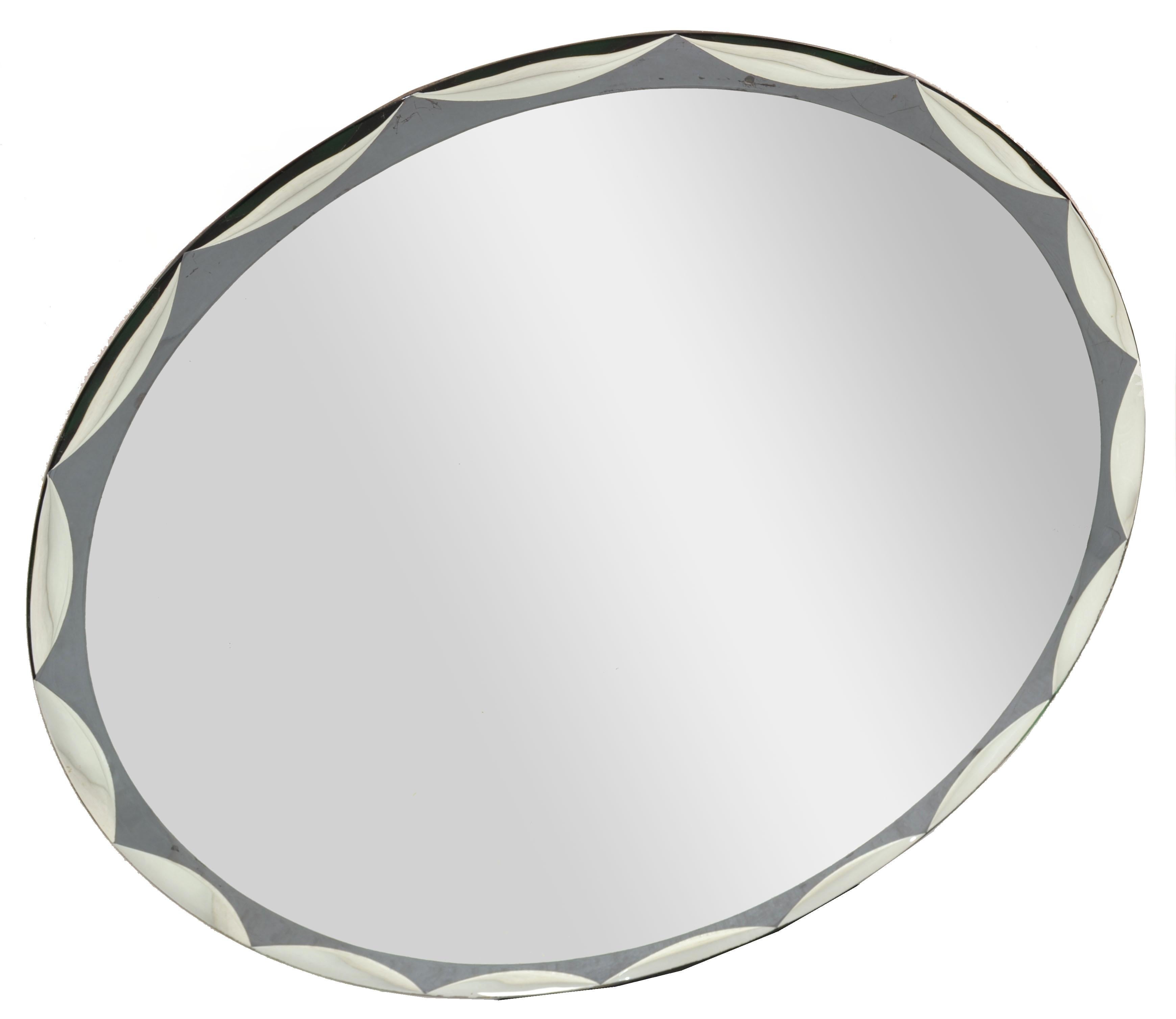 20ième siècle Miroir mural festonné rond biseauté de style Fontana Arte, Max Ingrand, 1965 en vente