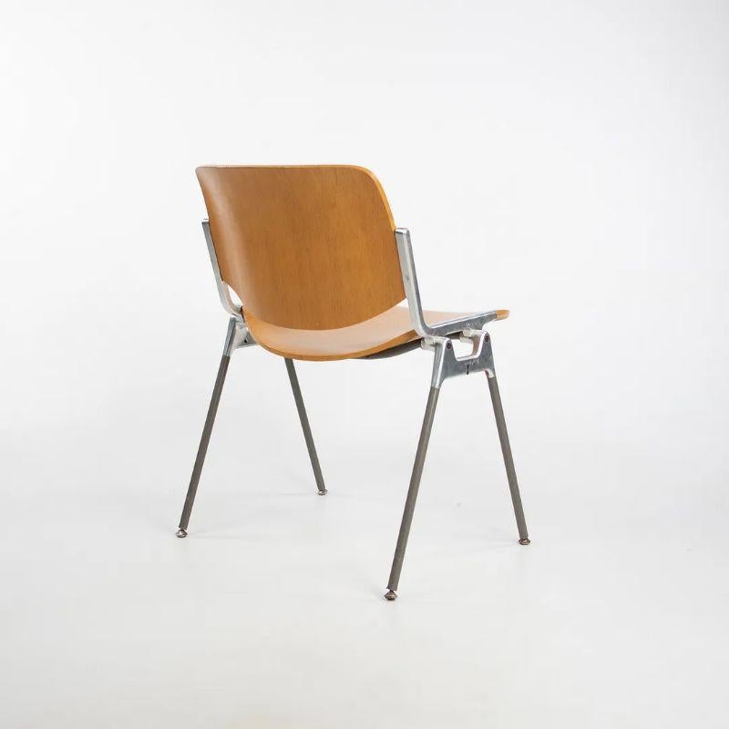 Chaises de salle à manger / chaises d'appoint empilables en chêne Giancarlo Piretti pour Castelli DSC 106, 1965 en vente 3