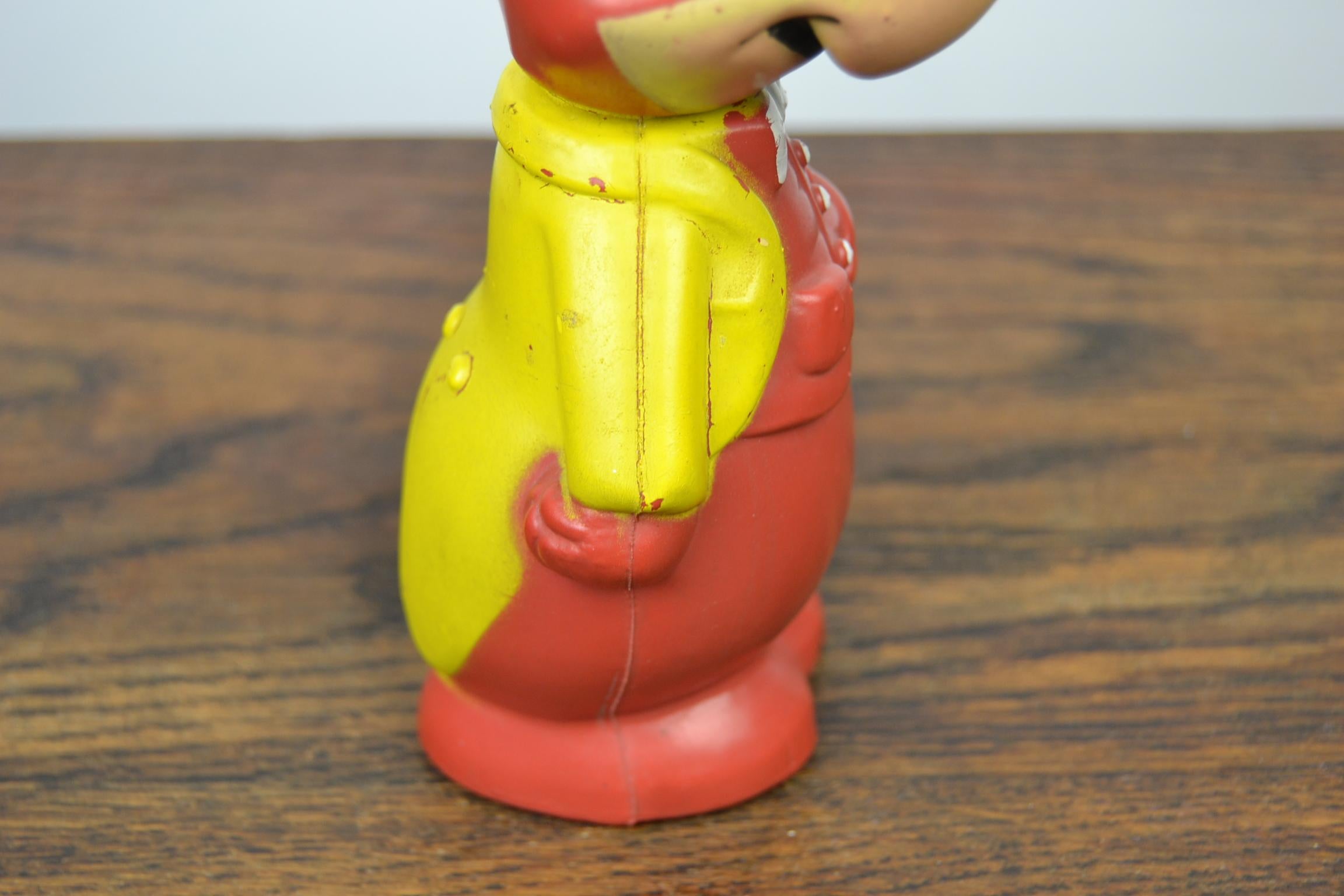 20th Century 1965 Hanna Barbera Huckleberry Hound Figurine by Goebel, W.Germany