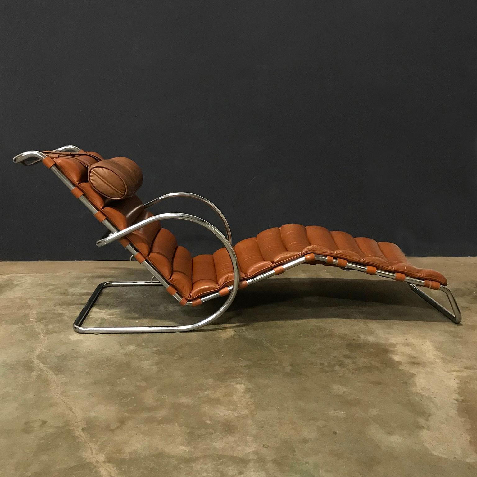 Mid-Century Modern 1965, Ludwig Mies van der Rohe, Rare Early Production Adjustable Chaise Longue