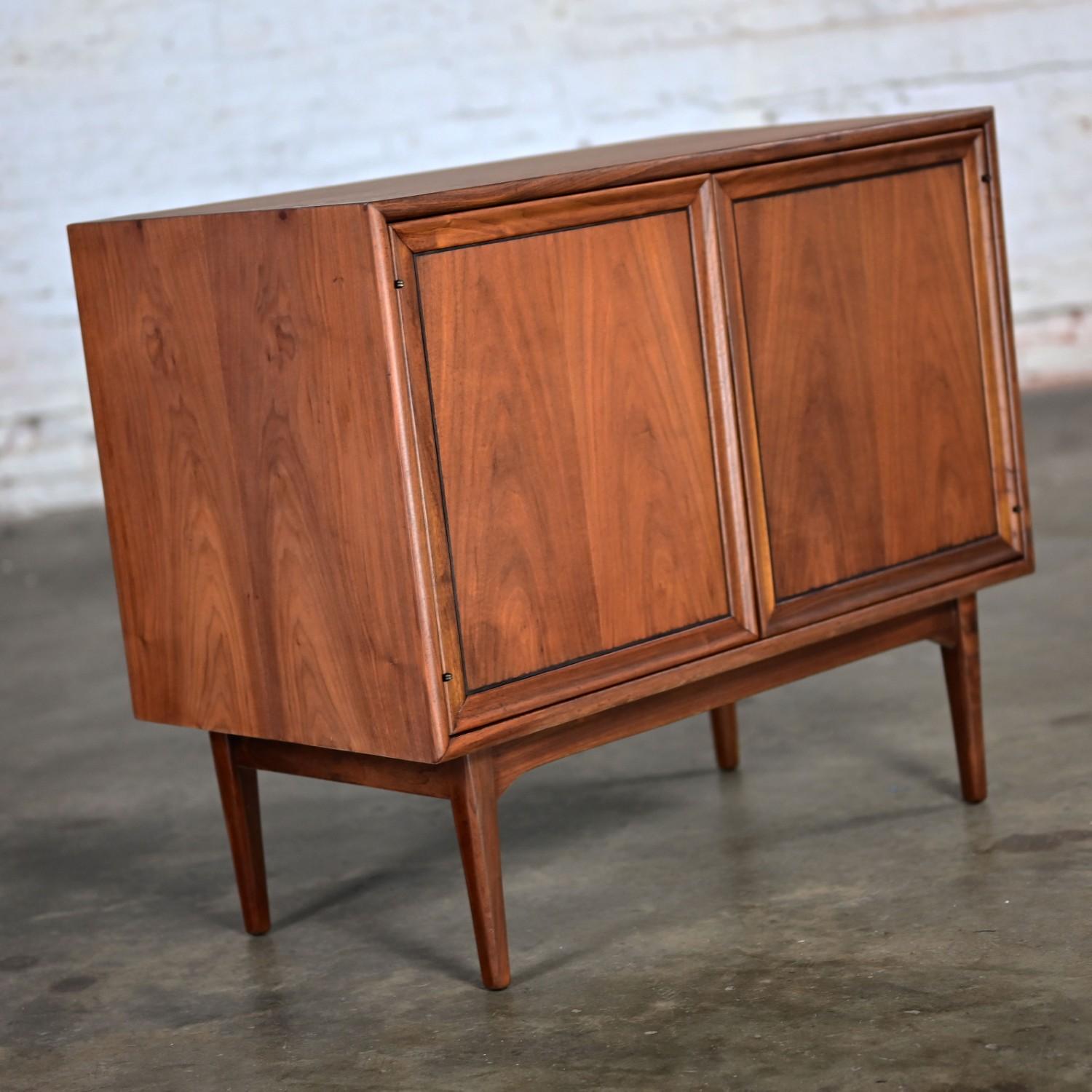 1965 MCM Drexel Declaration Record Cabinet by Kipp Stewart & Stewart MacDougall 12