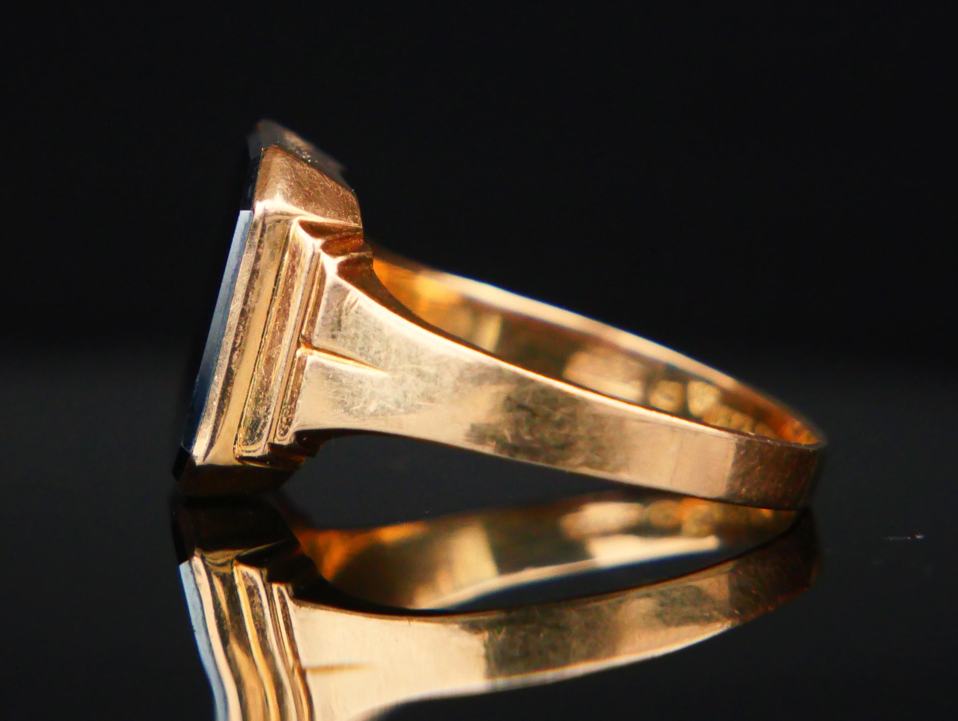 Men's 1965 Men Signet Ring Hematite solid 18K Gold Ø 9.75 US / 5.48 gr For Sale