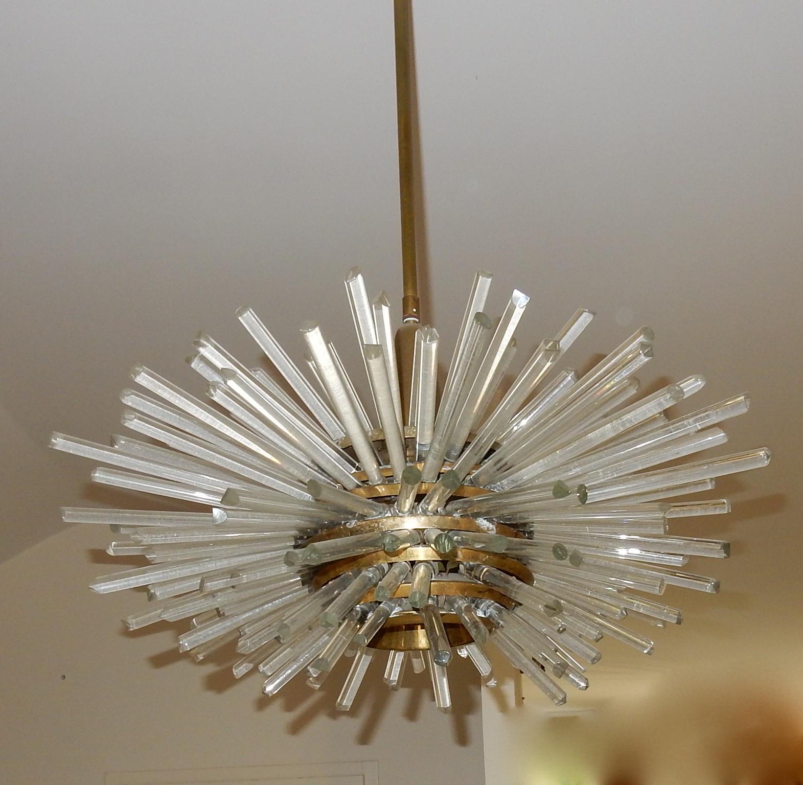 Austrian chandelier,
Manufacturer: Bakalowits & Söhne Model: Luster Miracle Designer: Friedl Bakalowits
Materials: glass or crystal and brass rods
Good condition
Sizes: 67 cm in diameter H: 90 cm Without the stem height: 35 cm,
Circa 1965.
