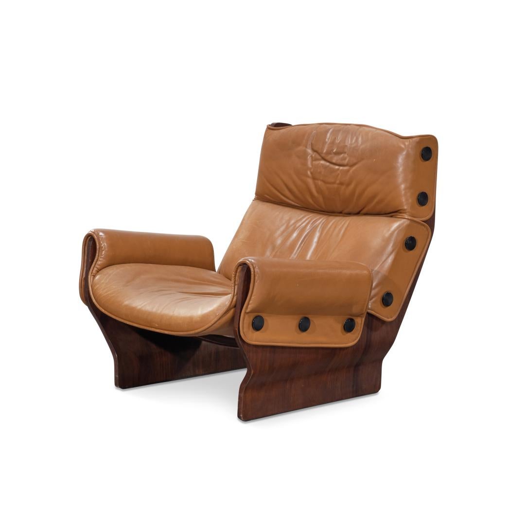 1965 osvaldo Borsani für Tecno P 110 Canada Sessel Holz Leder Braun (Moderne der Mitte des Jahrhunderts) im Angebot