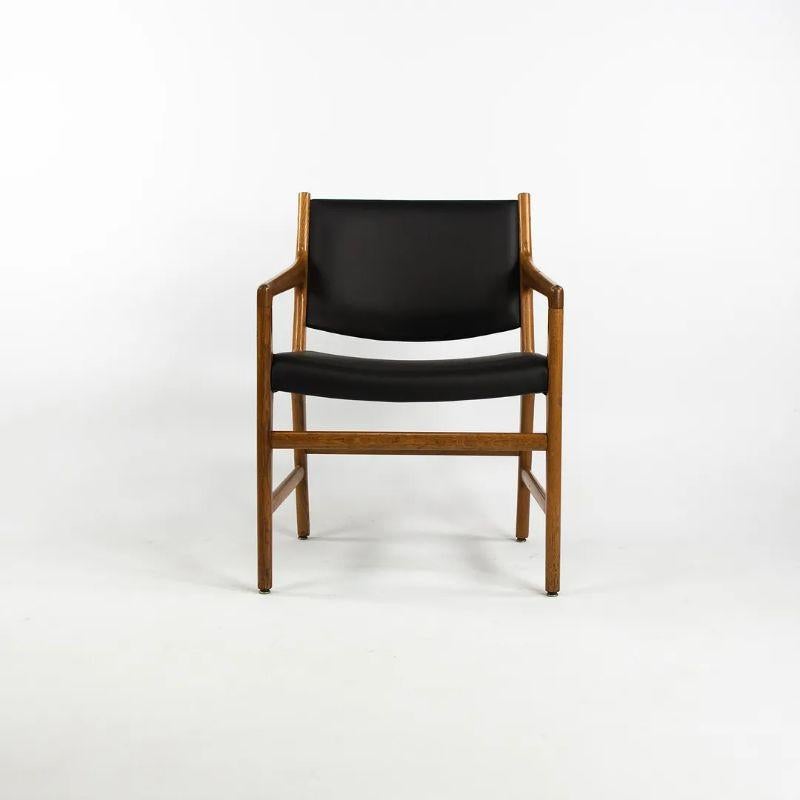1965 Pair of Hans Wegner Johannes Hansen JH 507 Oak Dining Chairs from Harvard For Sale 4