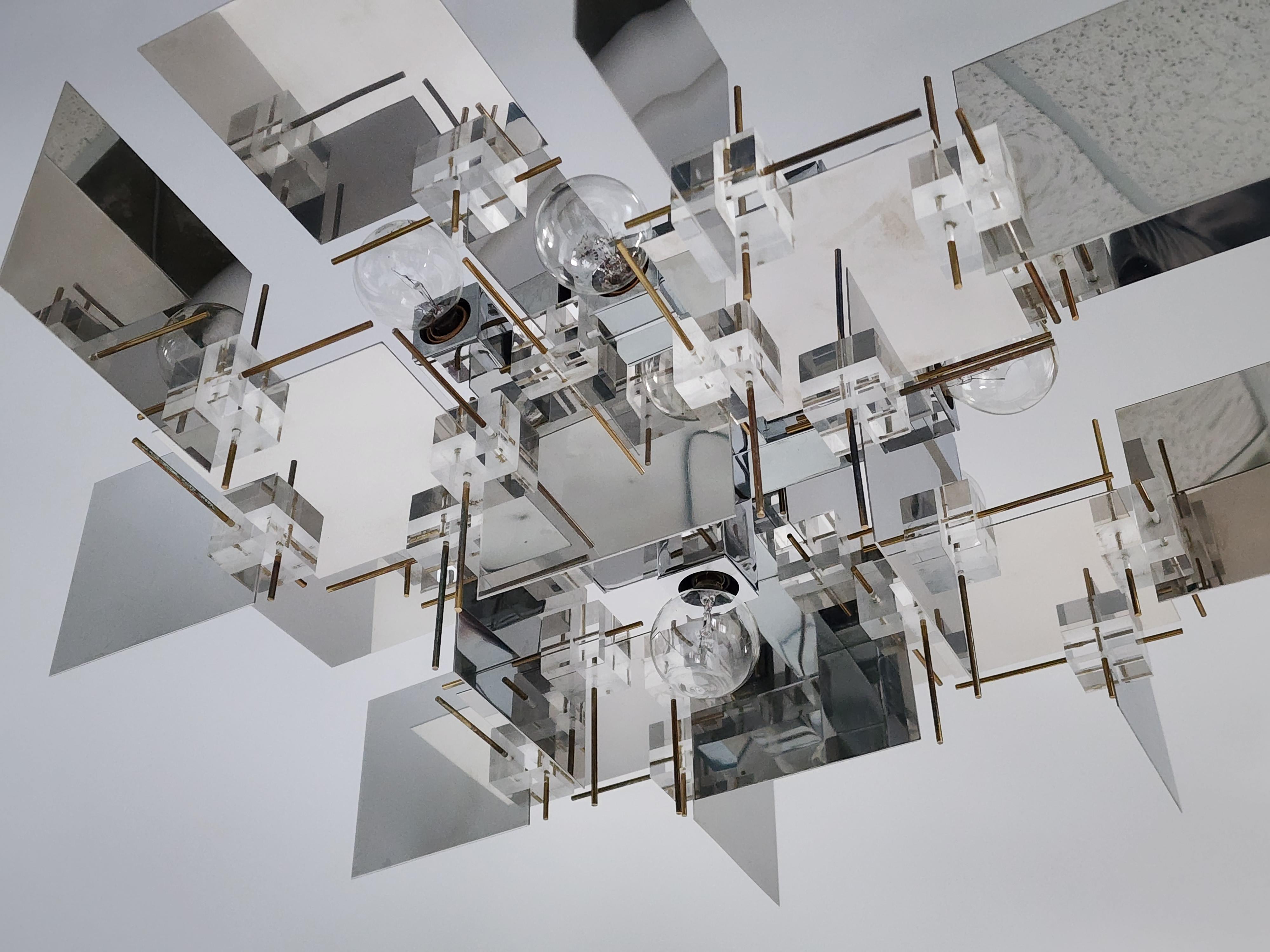 1965 Sciolari Chrome Chandelier with Lucite Cubes and Brass Rods, Italy For Sale 5