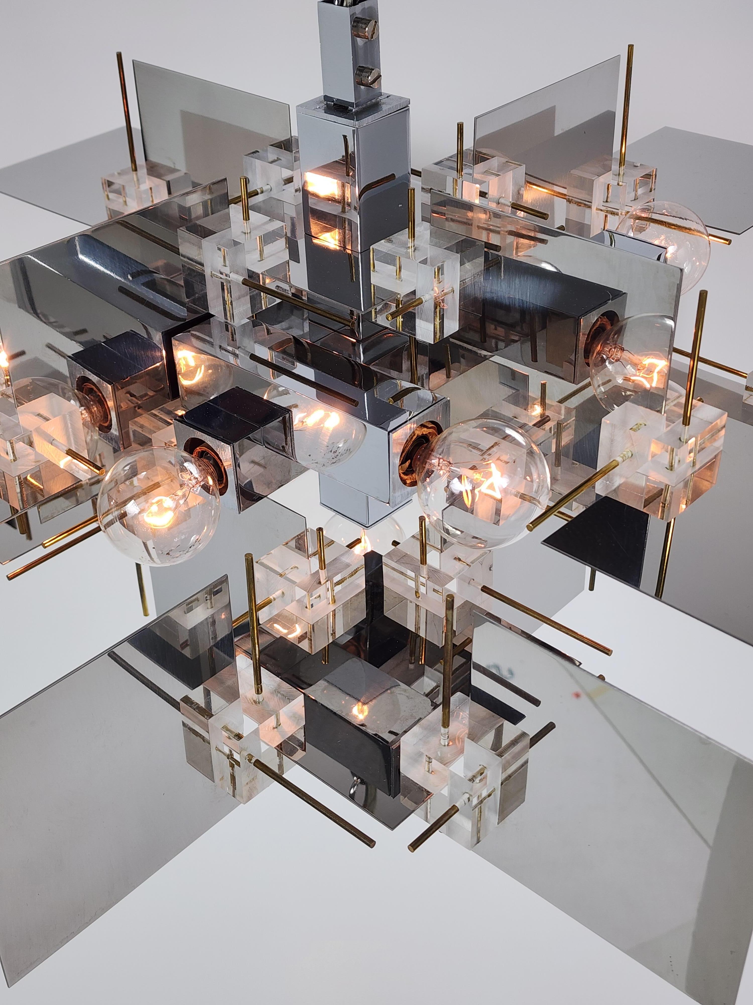 Mid-20th Century 1965 Sciolari Chrome Chandelier with Lucite Cubes and Brass Rods, Italy For Sale