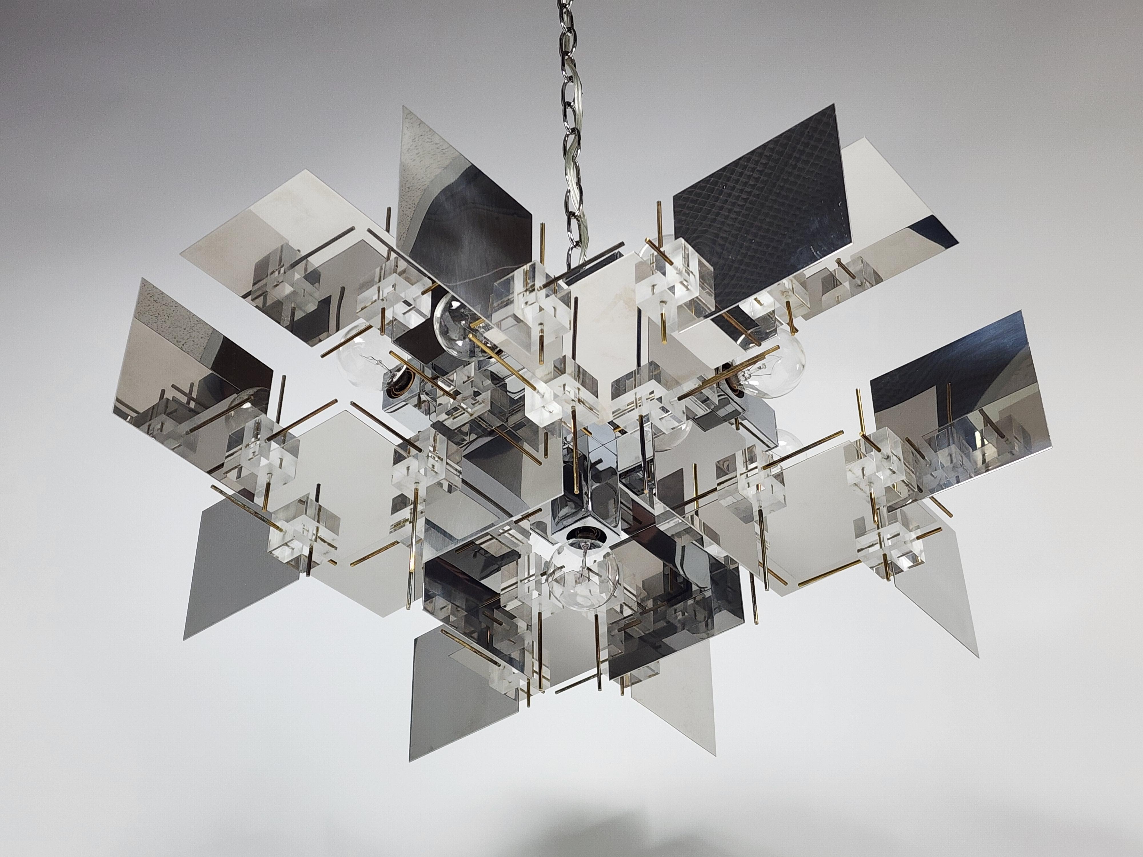 1965 Sciolari Chrome Chandelier with Lucite Cubes and Brass Rods, Italy For Sale 3
