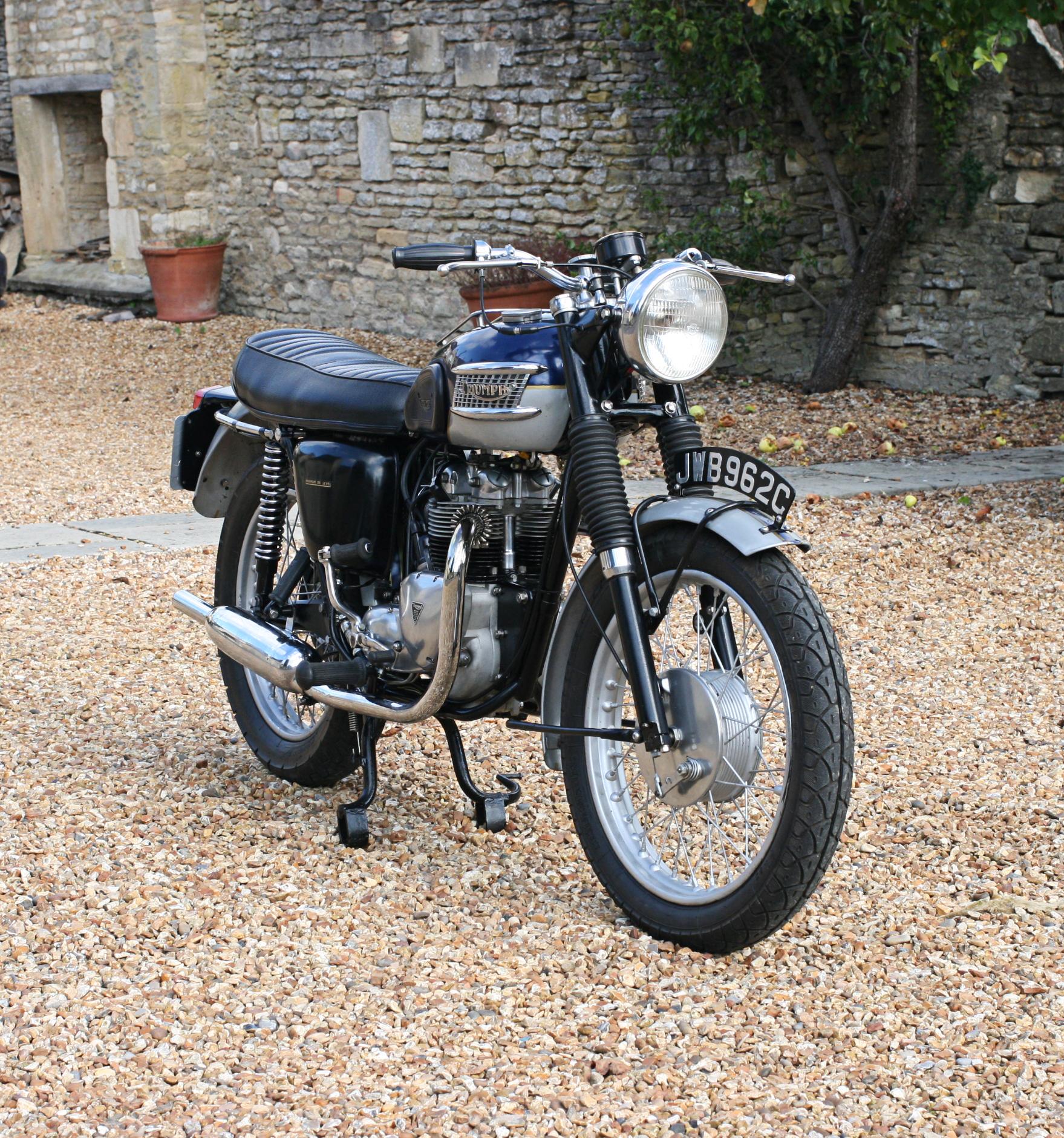 British 1965 Triumph Tiger 100 Motorcycle, 500cc For Sale