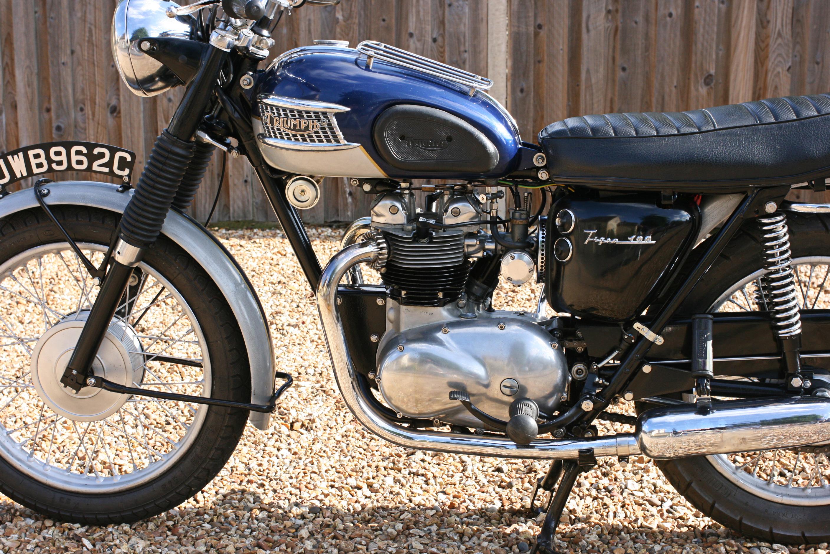 1965 Triumph Tiger 100 Motorcycle, 500cc For Sale 2