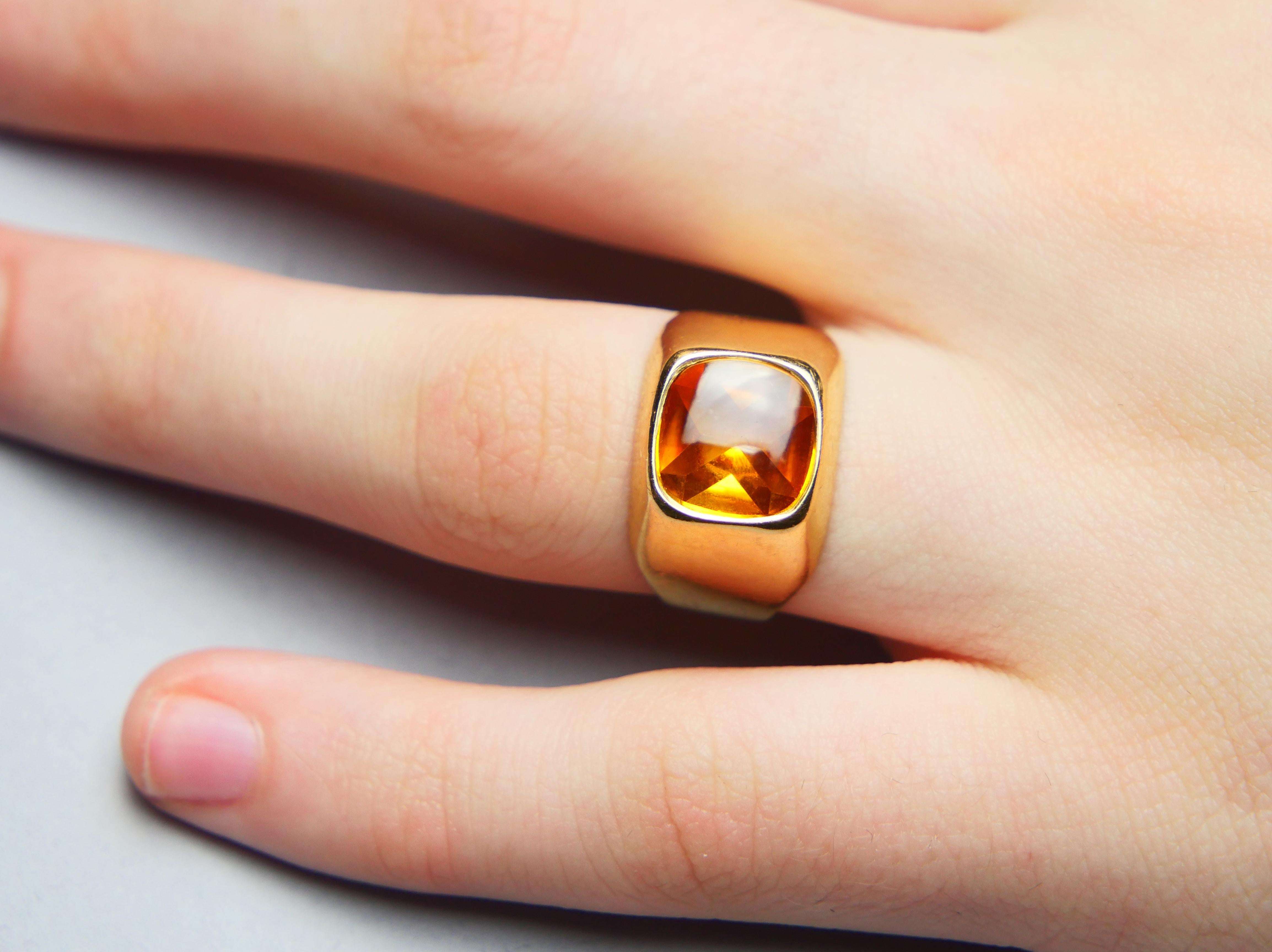 1965 Unisex Ring natural 6ct. Topaz solid 18K Gold Ø 7US / 4.9gr For Sale 4