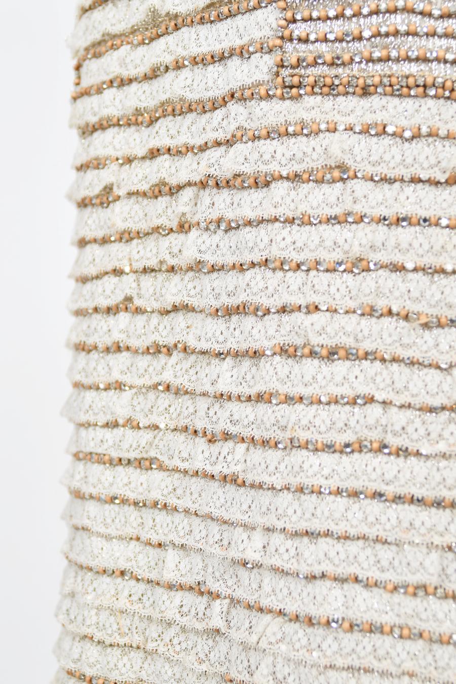 1965 Valentino Haute Couture Museum-Held Beaded Lamé Ivory Lace Mod Shift Dress For Sale 2