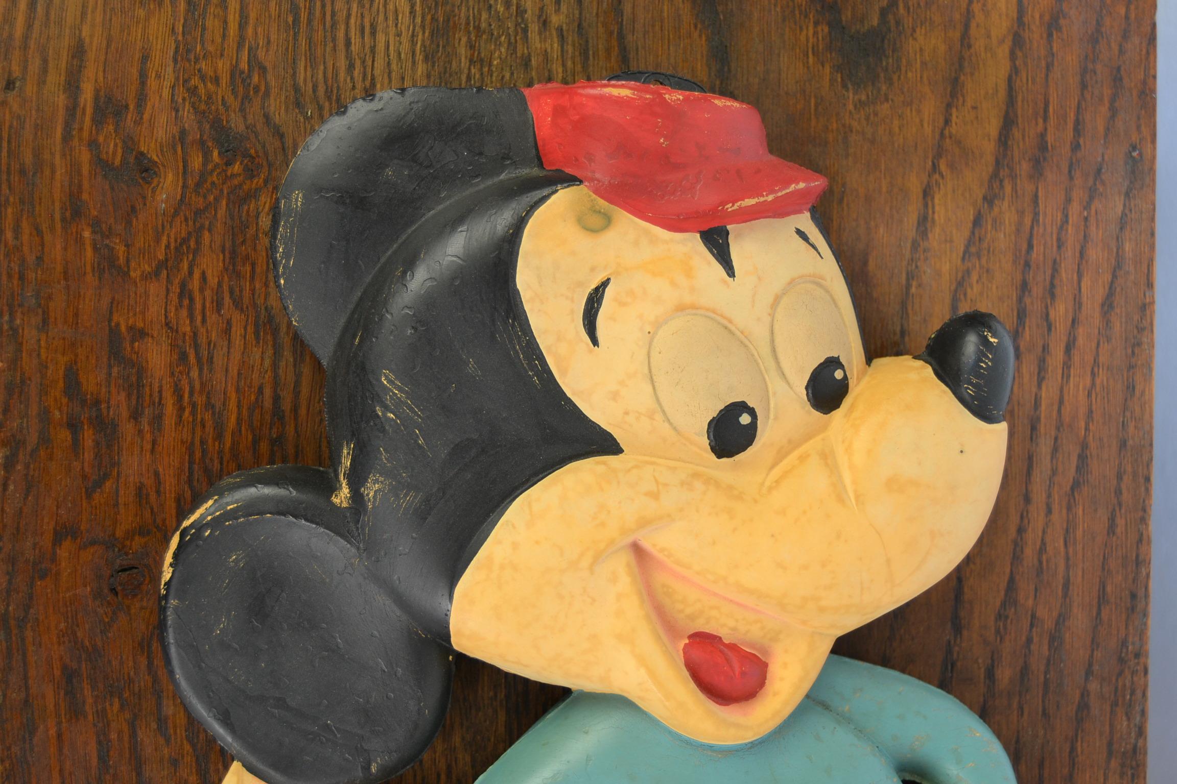 1965 Walt Disney Mickey Mouse Hot Water Bottle by Duarry Spain For Sale 4