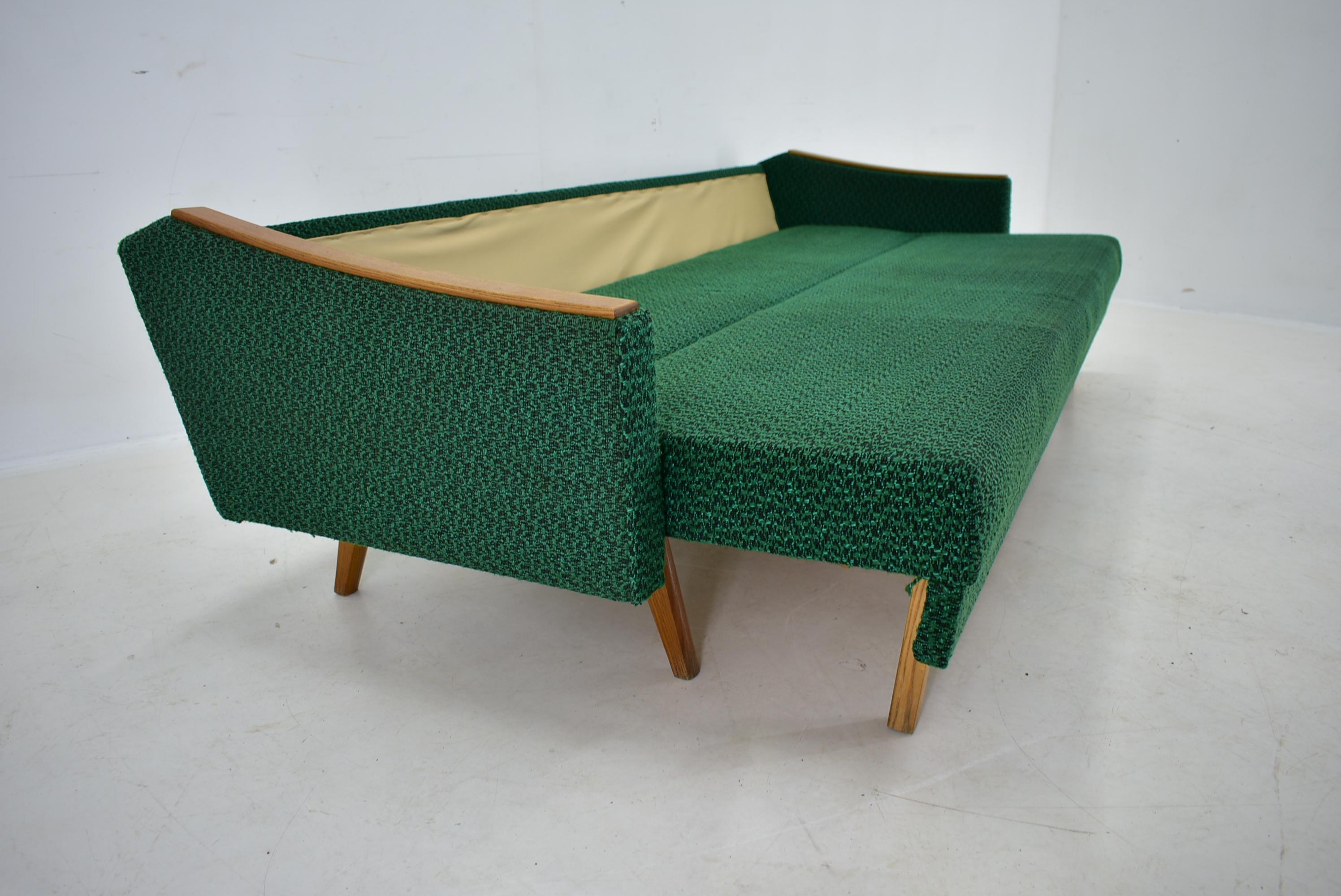 1965s 3-Seater Sofa, Czechoslovakia 11