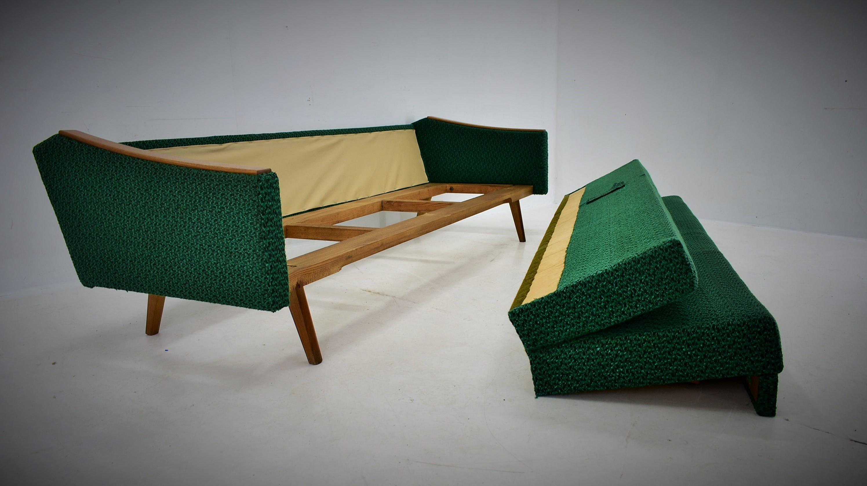 1965s 3-Seater Sofa, Czechoslovakia 13