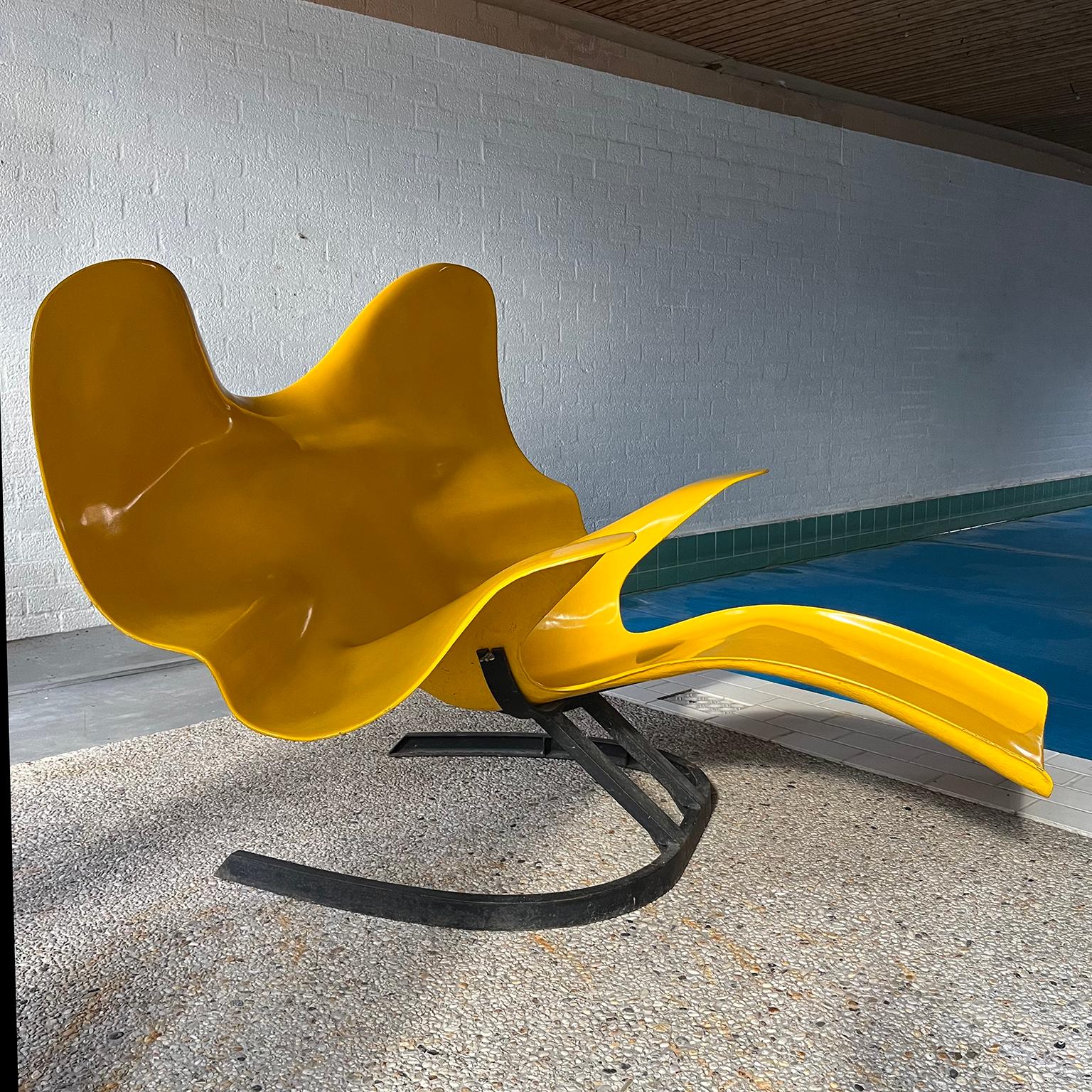 1966, Elephant Chair by Bernard Rancillac Yellow with Black Base Limited Edition For Sale 6