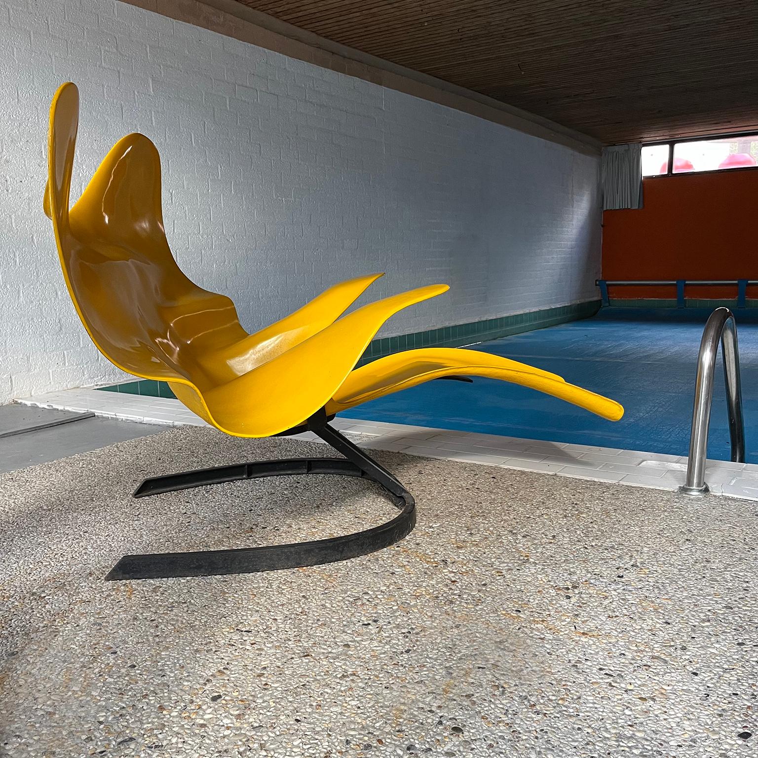 1966, Elephant Chair by Bernard Rancillac Yellow with Black Base Limited Edition For Sale 8