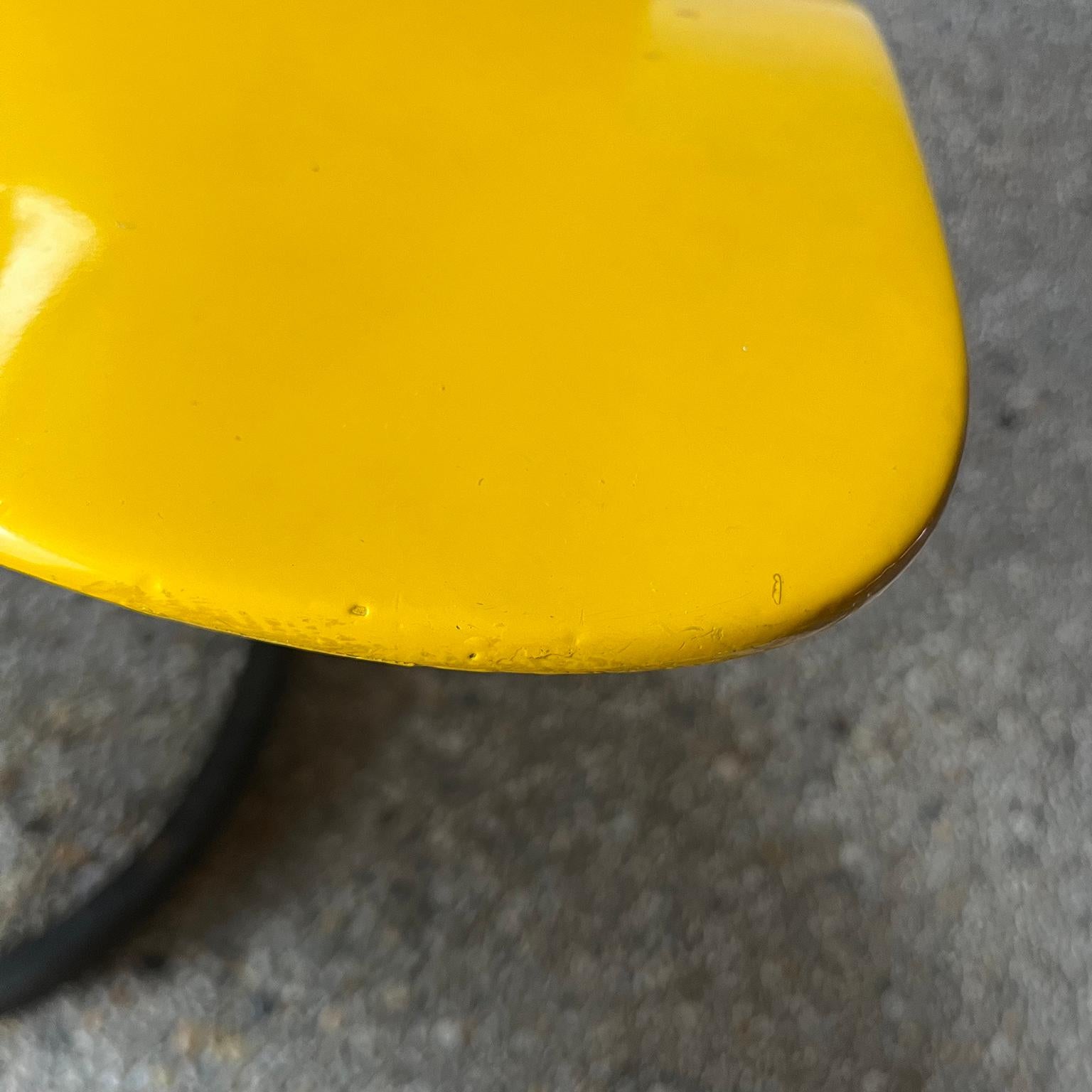 1966, Elephant Chair by Bernard Rancillac Yellow with Black Base Limited Edition For Sale 12
