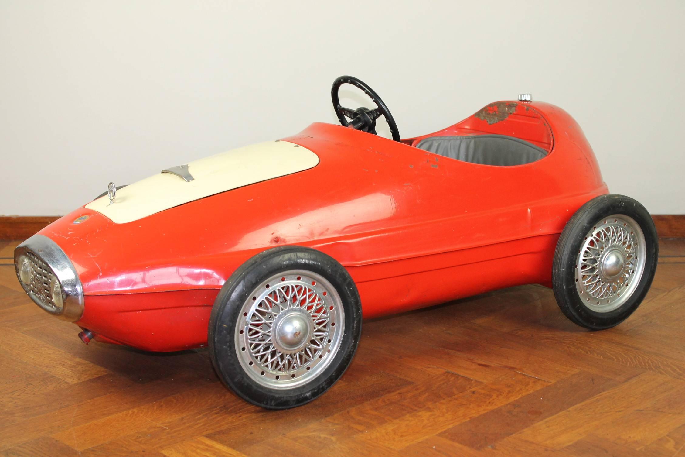 20th Century 1966 Italian Giordani Pedal Car Racer, Auto Sprint 1100 M-MR