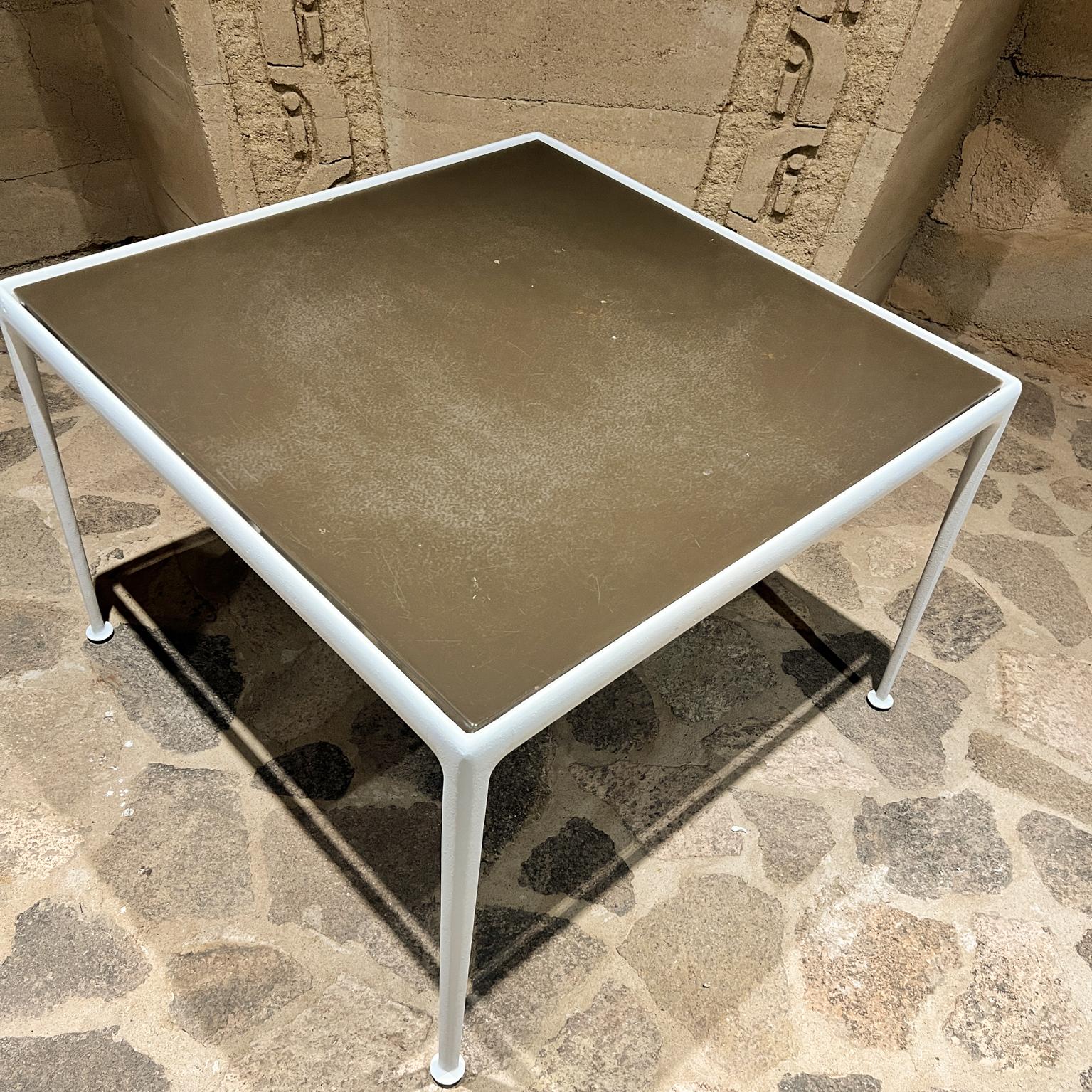 Table à manger de patio Richard Schultz pour Knoll, 1966 en vente 1