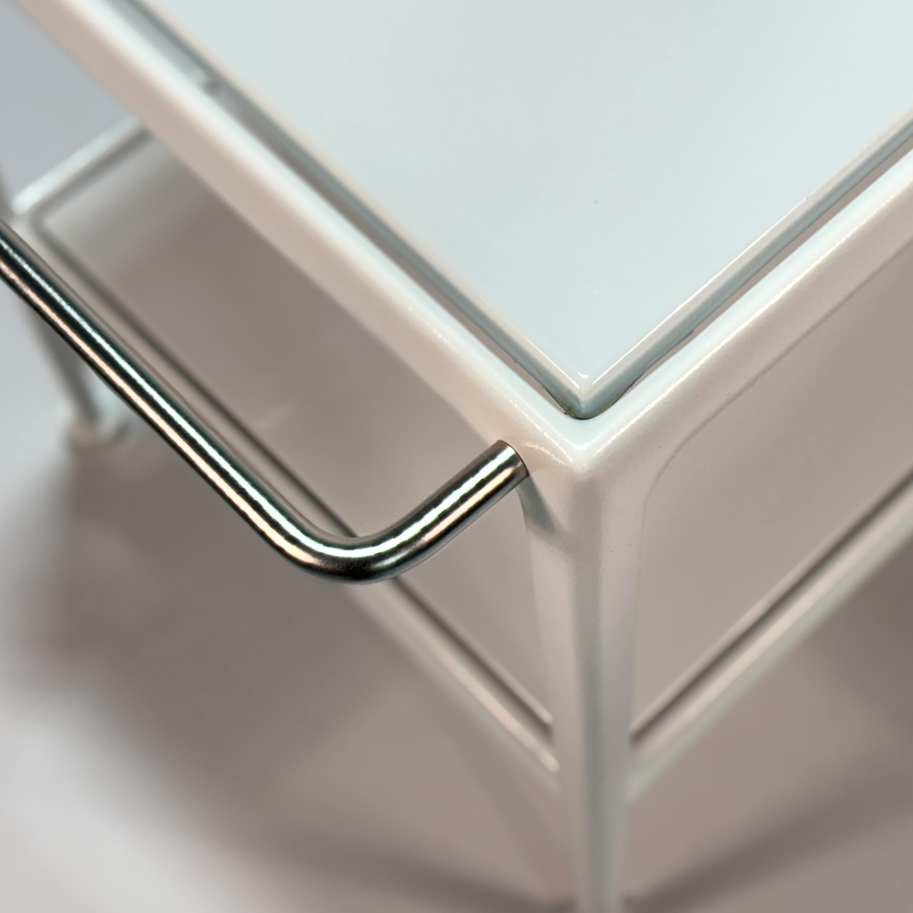 Aluminum 1966 Serving Cart by Richard Schultz For Sale