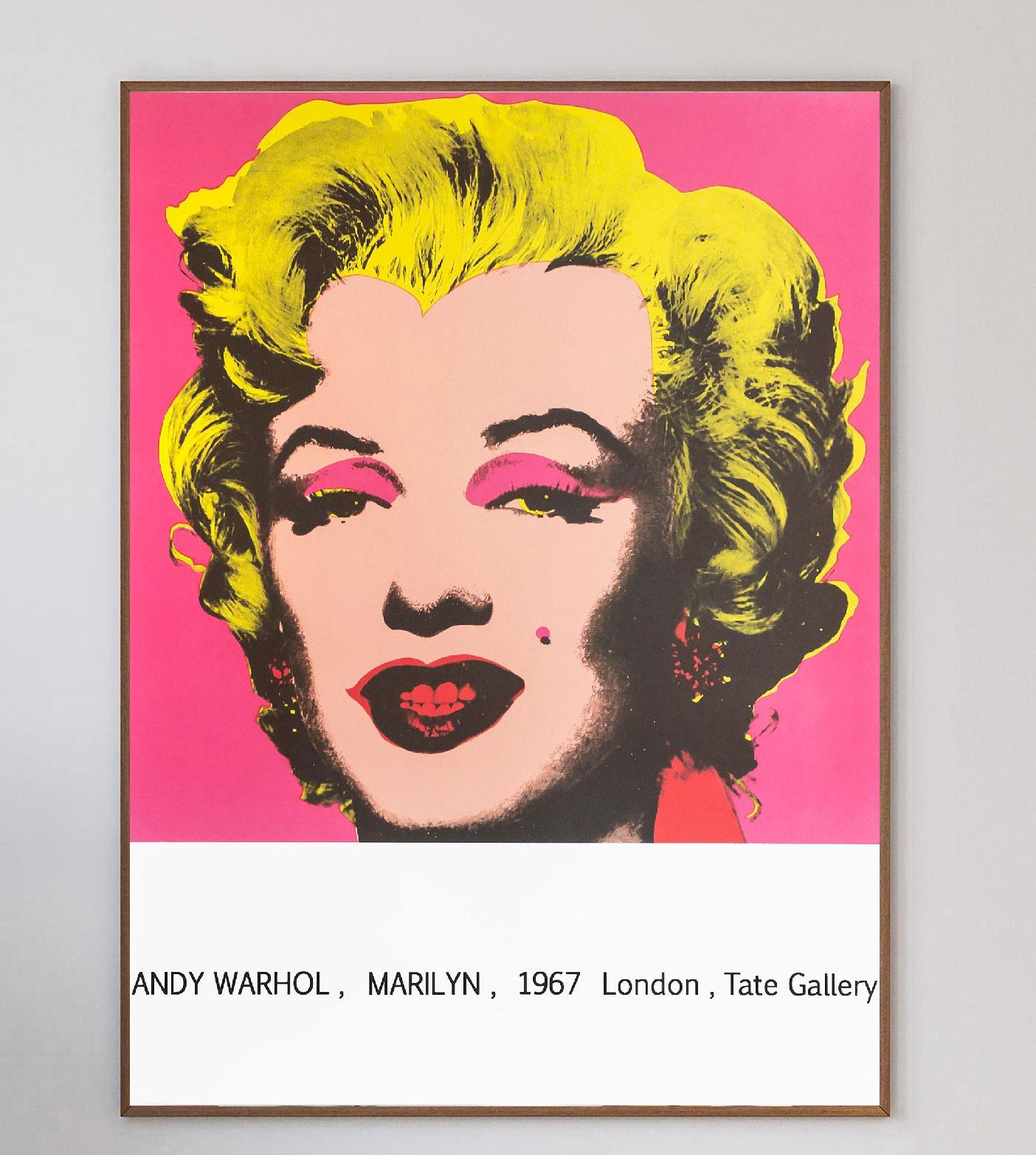 Limitiertes Original-Plakat der Andy-Warhol-Ausstellung von 1967 in der Tate Museum Gallery in London.

Das vielleicht berühmteste Bild von Marilyn Monroe ist auf mittelstarkem Papier gedruckt, und die Farben sind extrem leuchtend und lebendig. Das