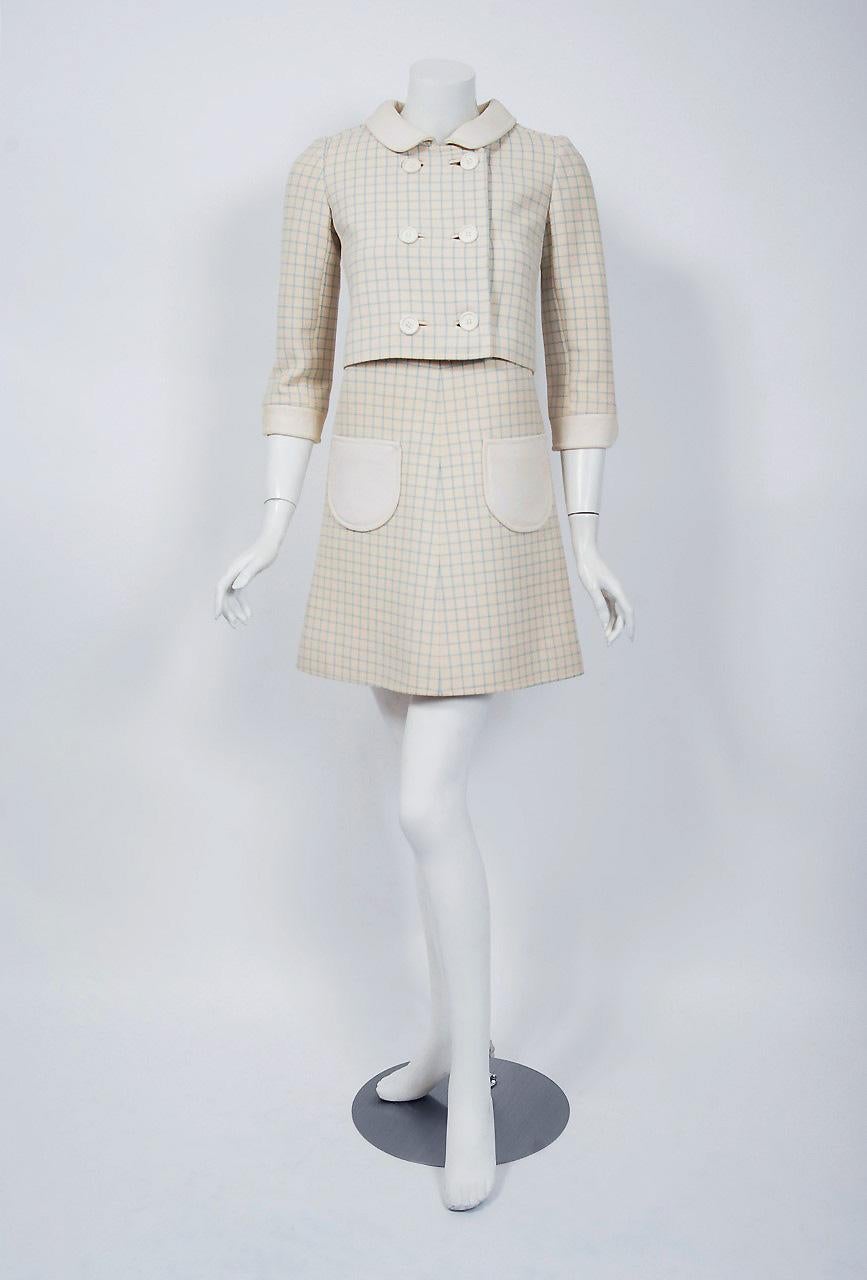 Gorgeous and well-documented Andre Courreges Paris ensemble dating back to his 1967 couture collection. Andre Courreges launched his Space-Age look in 1964. The shapes of his clothes were geometric: squares, trapezoids, triangles. The main features