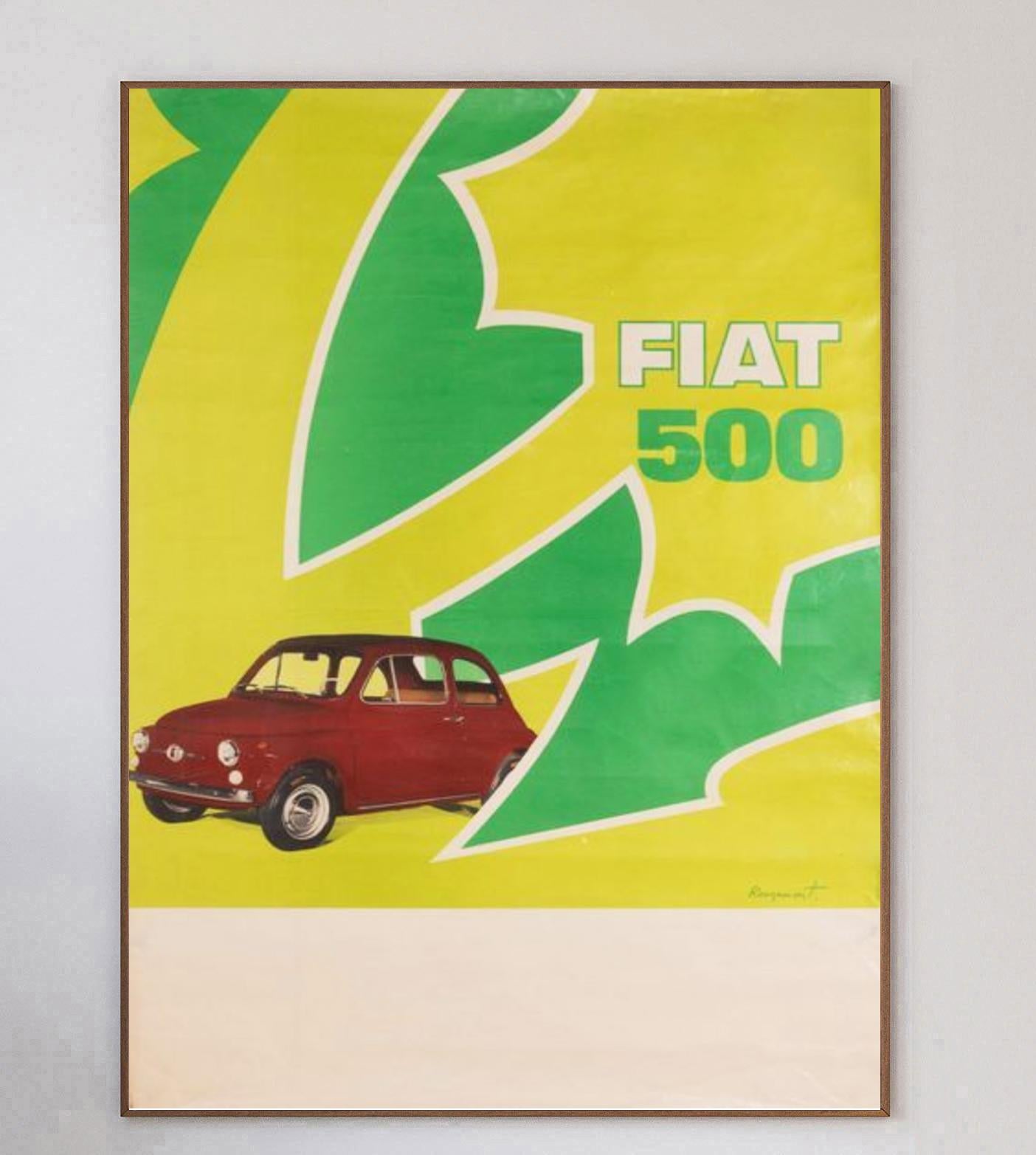 Impresionante cartel litográfico de 1967 anunciando el coche Fiat 500. Diseñado por Guy de Rougemont, este brillante diseño de los años 60 tiene un gran colorido vibrante y es extremadamente raro.

Uno de los modelos de automóvil más emblemáticos