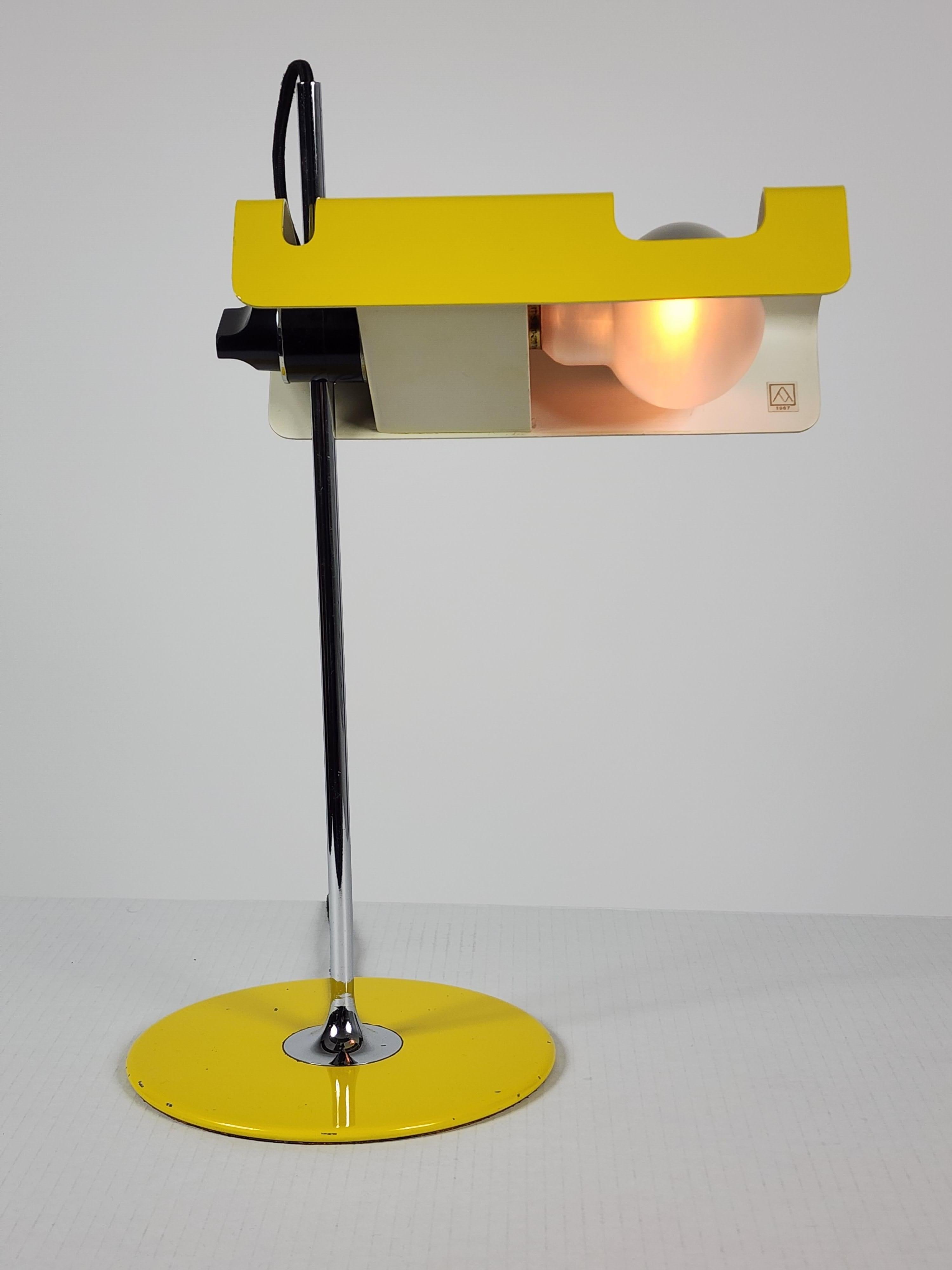 Italian 1967 Joe Colombo Spyder Table Lamp Model 291 for Oluce, Italy