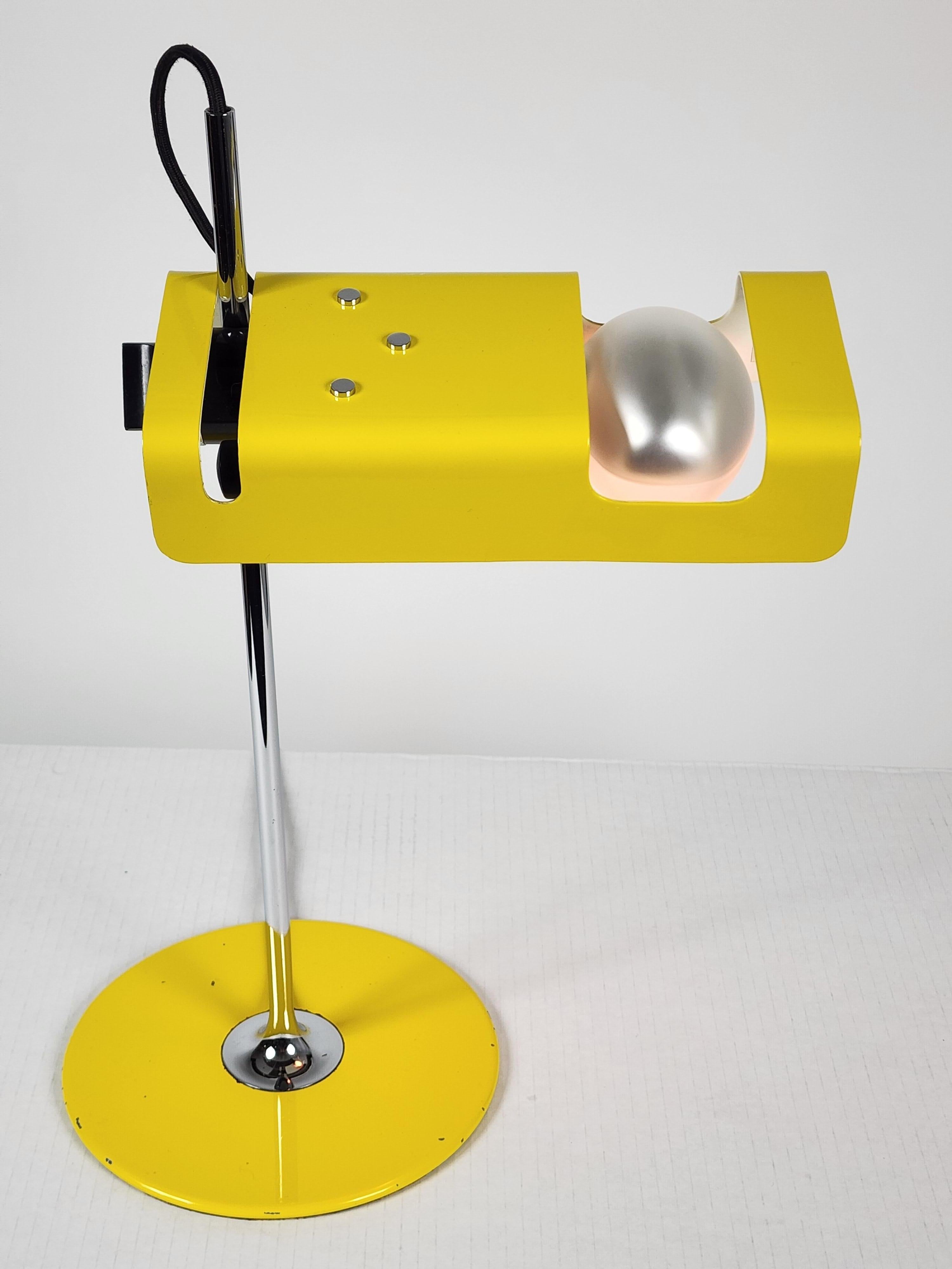 Enameled 1967 Joe Colombo Spyder Table Lamp Model 291 for Oluce, Italy