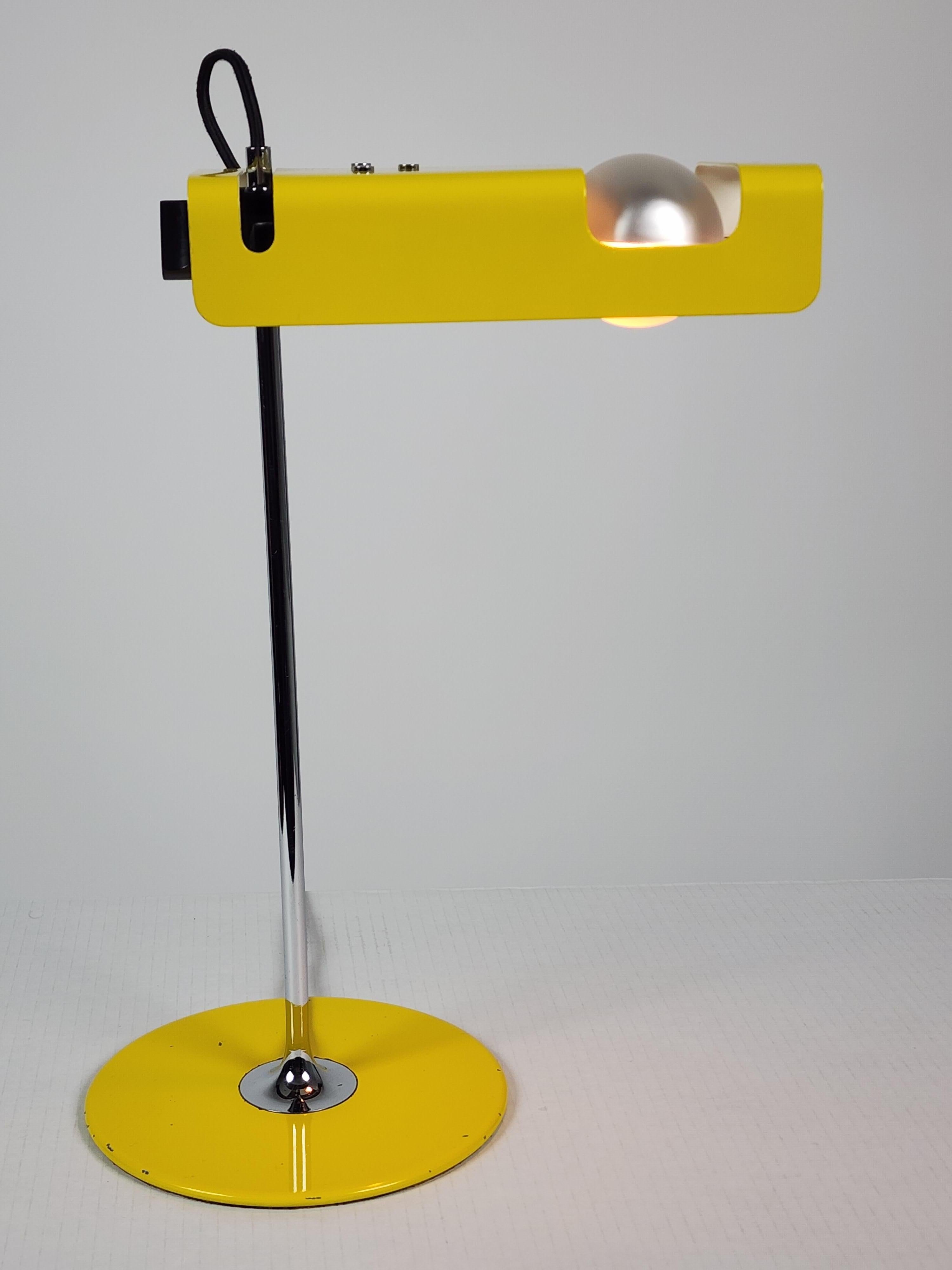 Metal 1967 Joe Colombo Spyder Table Lamp Model 291 for Oluce, Italy