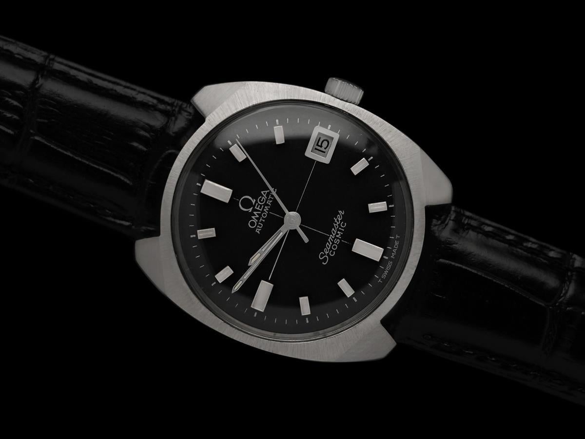NAMED ONE OF WATCHPRO MAGAZINE’S “HOT 100” - THE TOP 100 INFLUENCERS OF THE U.S. WATCH INDUSTRY. HOW CAN WE SERVE YOU? 

We’re new to offering our carefully curated collection on 1stDibs, but we have sold over 10,000 fine watches and exceptionally