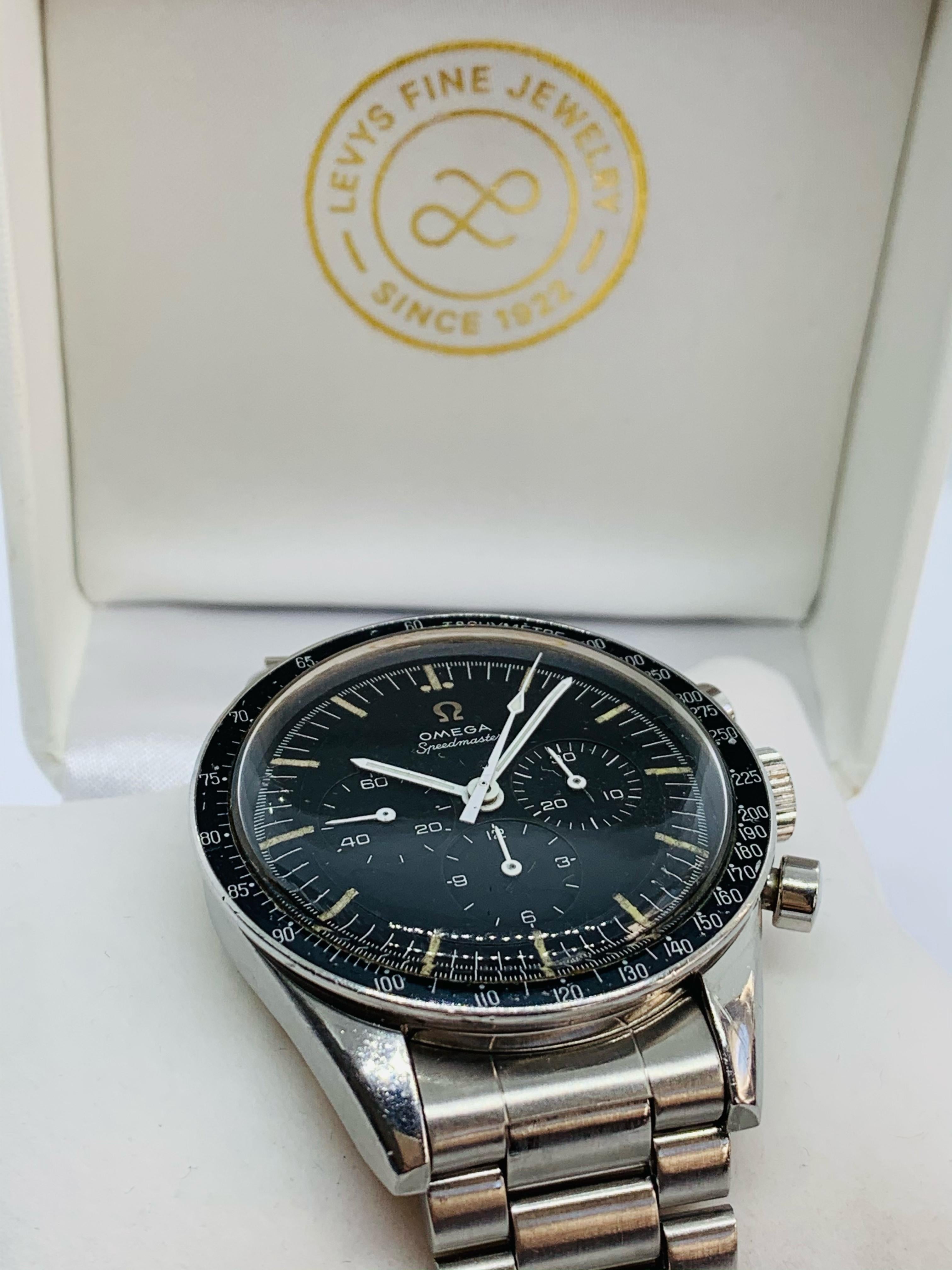 Gorgeous Omega Speedmaster stainless steel, 40mm Chronograph Calibre #321. This model is from 1967 which makes it a 