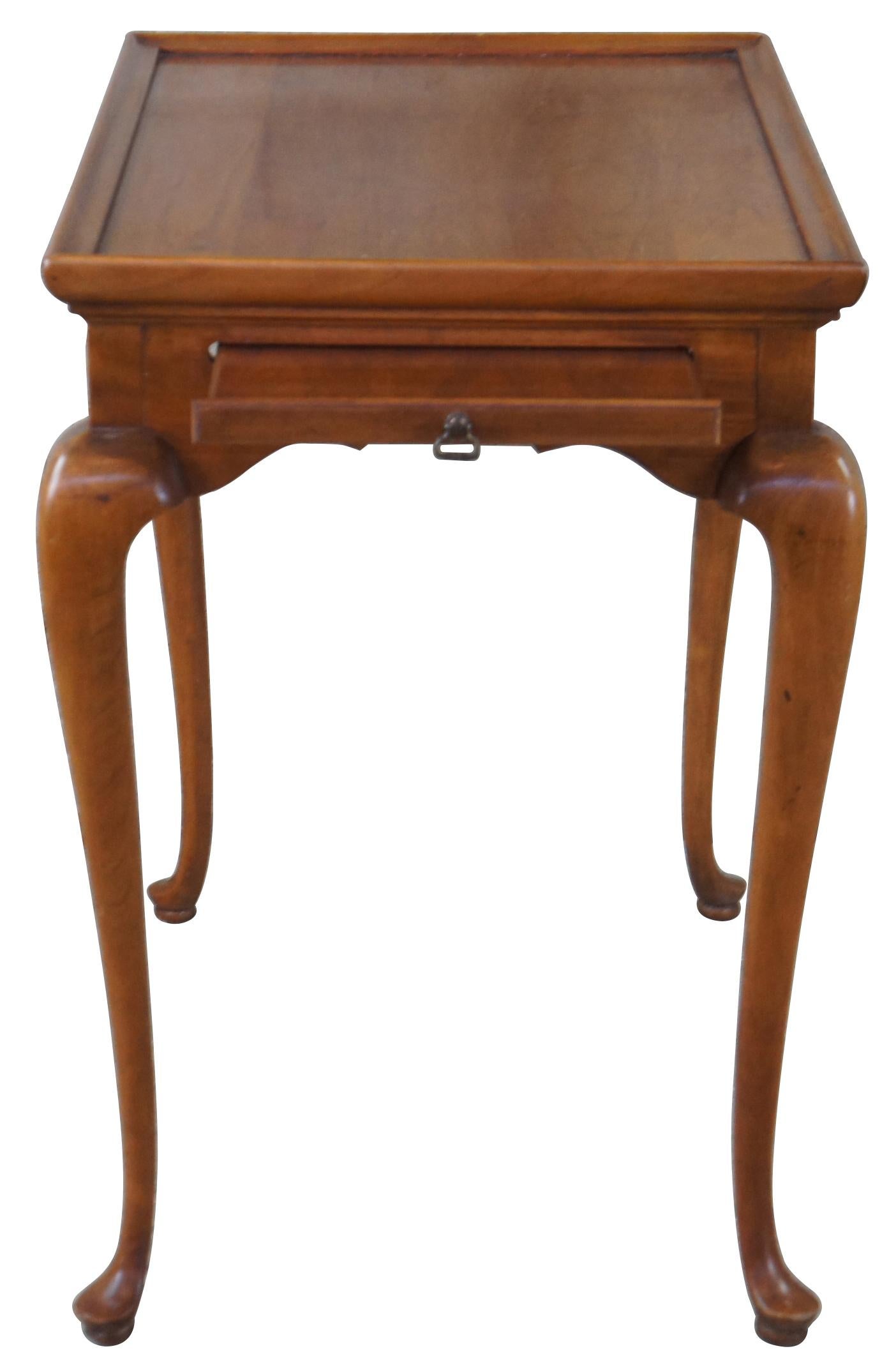 queen anne table