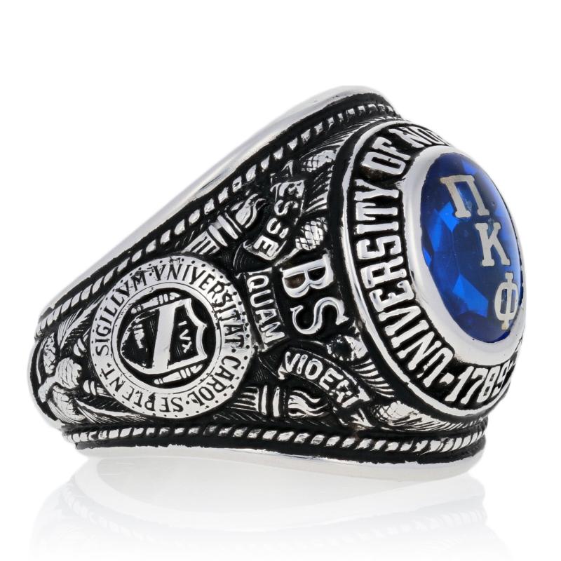 1967 University of North Carolina Class Ring, 10 Karat Weißgold Pi Kappa Phi im Zustand „Hervorragend“ in Greensboro, NC