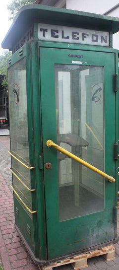 1967 Vintage Telephone Booth