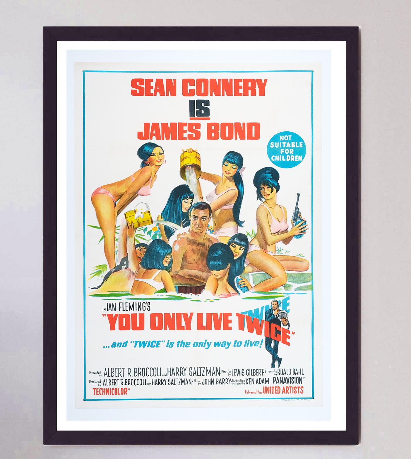 Der 1967 erschienene Film You Only Live Twice ist der fünfte Auftritt von Sean Connery als James Bond. Er ist einer der wichtigsten Bond-Filme überhaupt, in dem Blofeld zum ersten Mal auftritt, und wurde von Roald Dahl für die Leinwand geschrieben