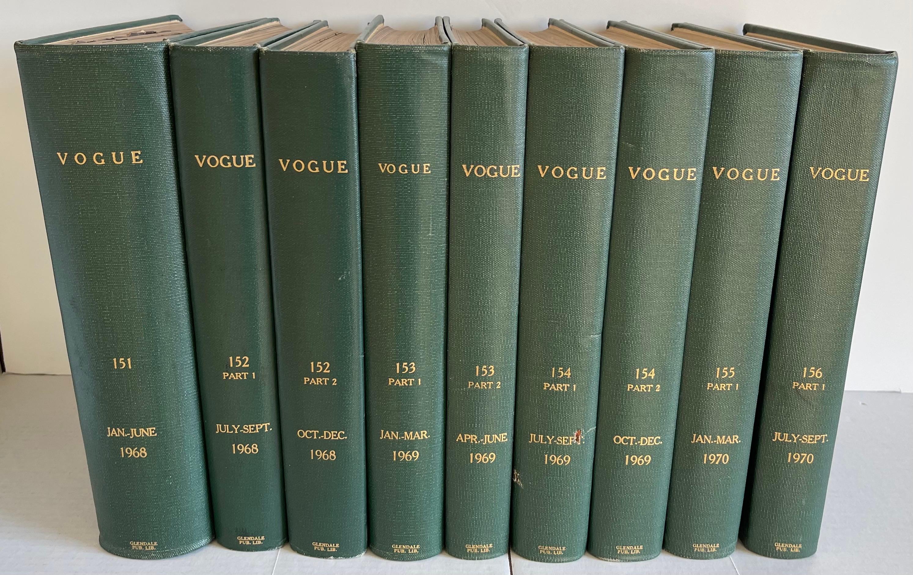 1968-1970 Revistas Vogue de tapa dura, lote de 9 Moderno en venta