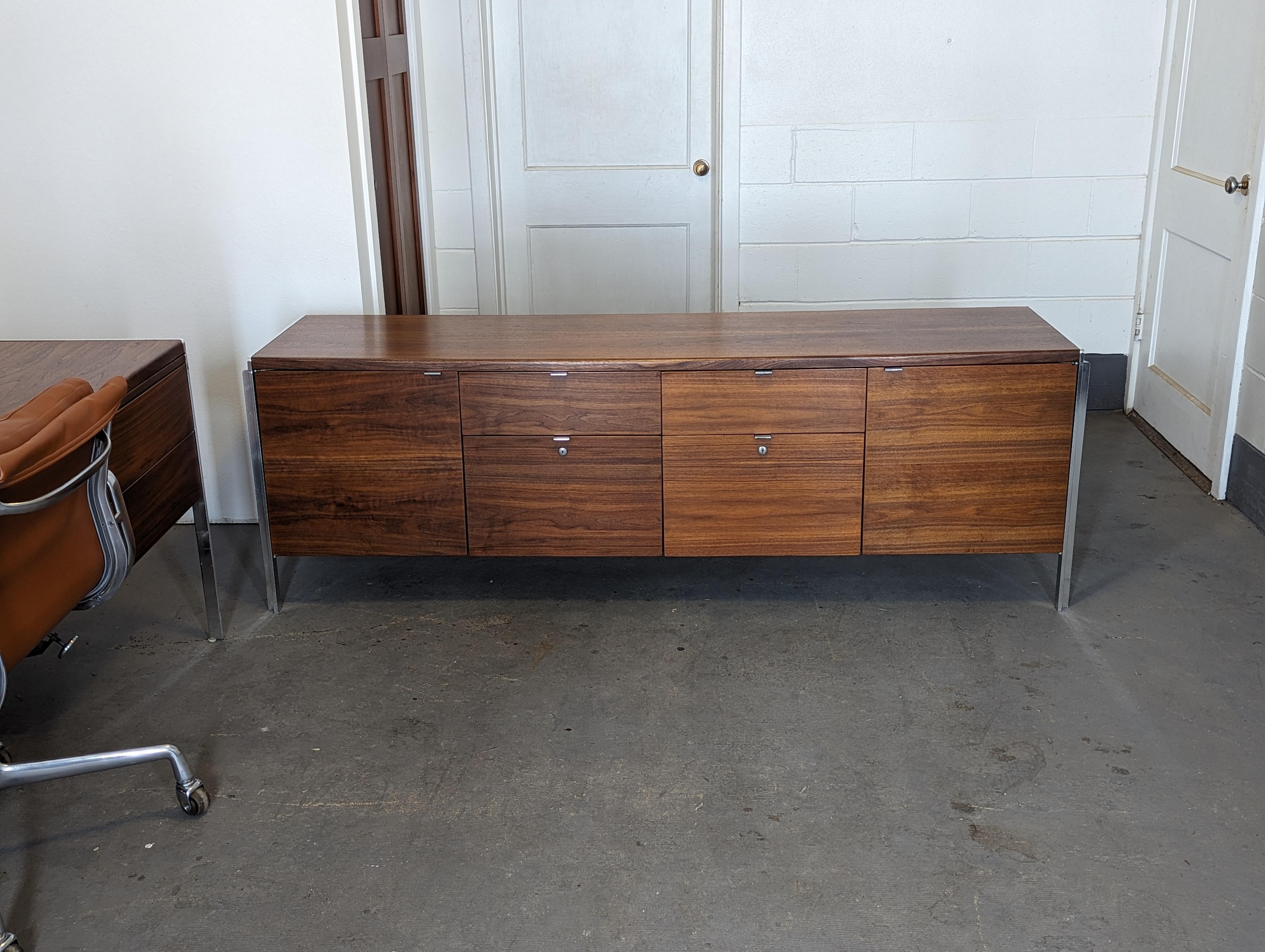 Mid-Century Modern 1968 Alexis Yermakov for Stow Davis Executive Office Suite For Sale
