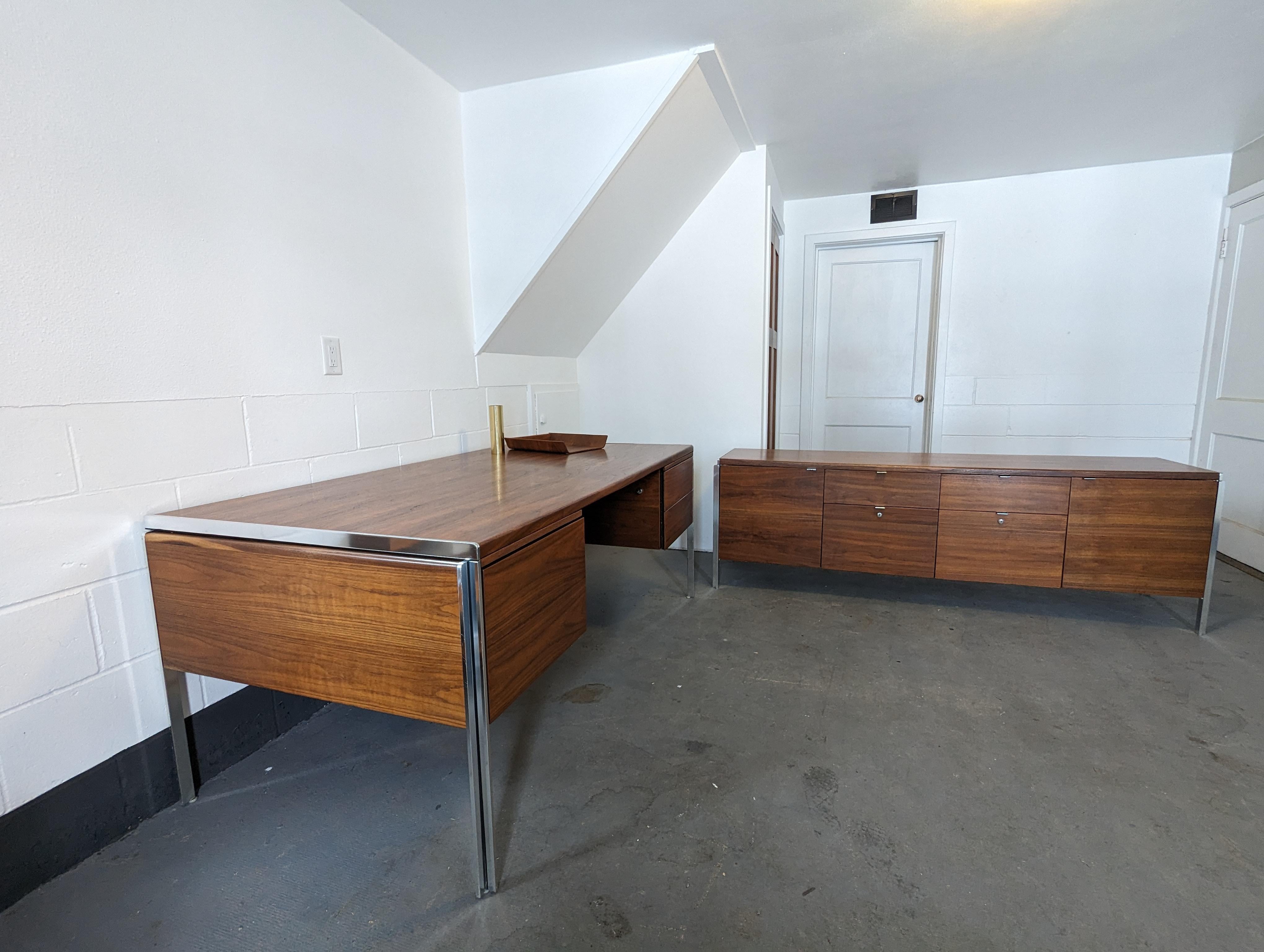Mid-20th Century 1968 Alexis Yermakov for Stow Davis Executive Office Suite For Sale