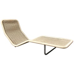 1968, Antti Nurmesniemi, pour Tecta Allemagne, Chaise longue en osier plastique F10